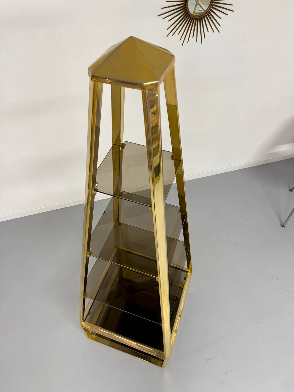Pyramid Shelf, Hollywood Regency design, Gold Brass, Smoked Glass, 1960s