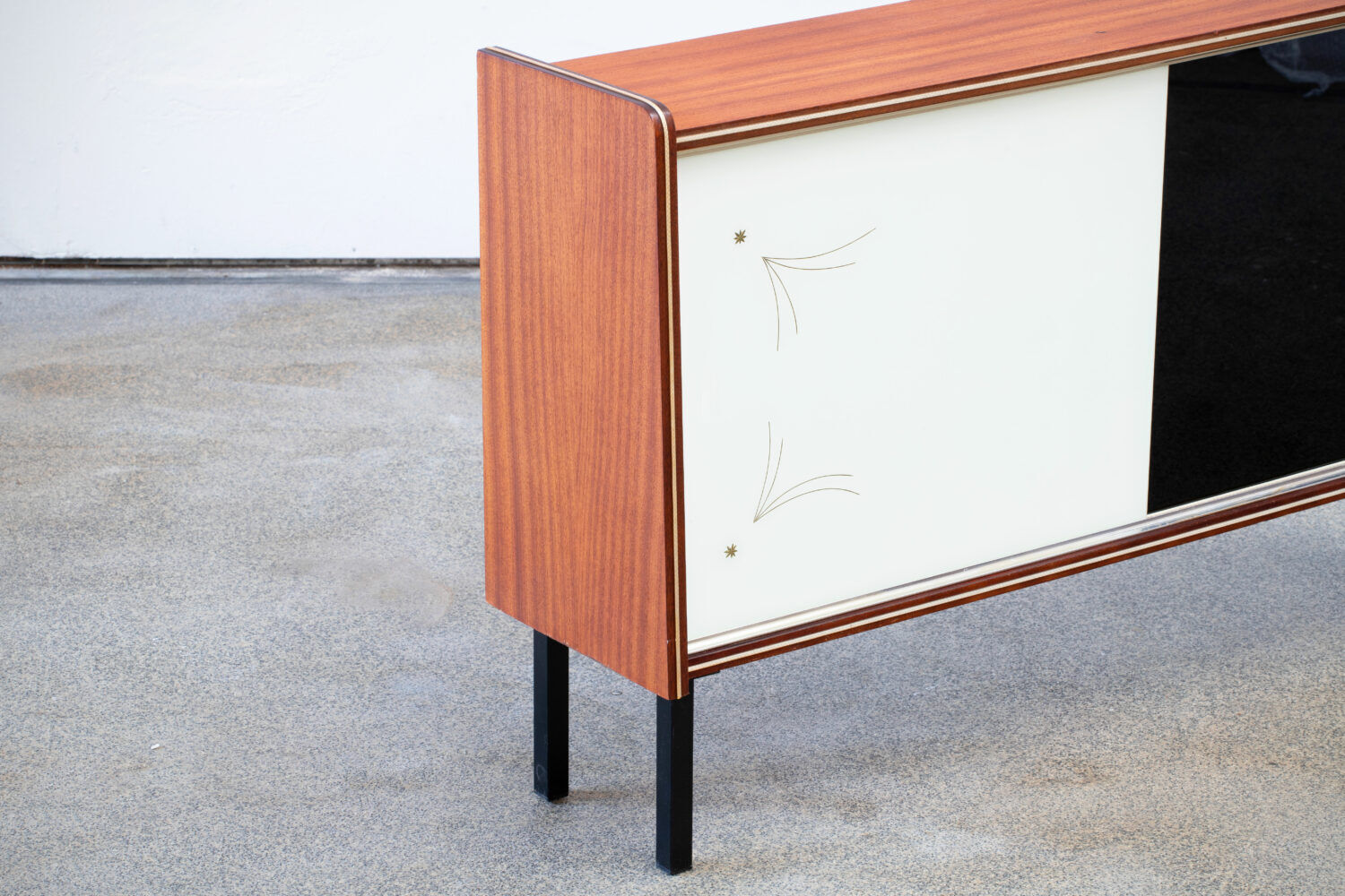 Vintage Scandinavian enfilade 1960