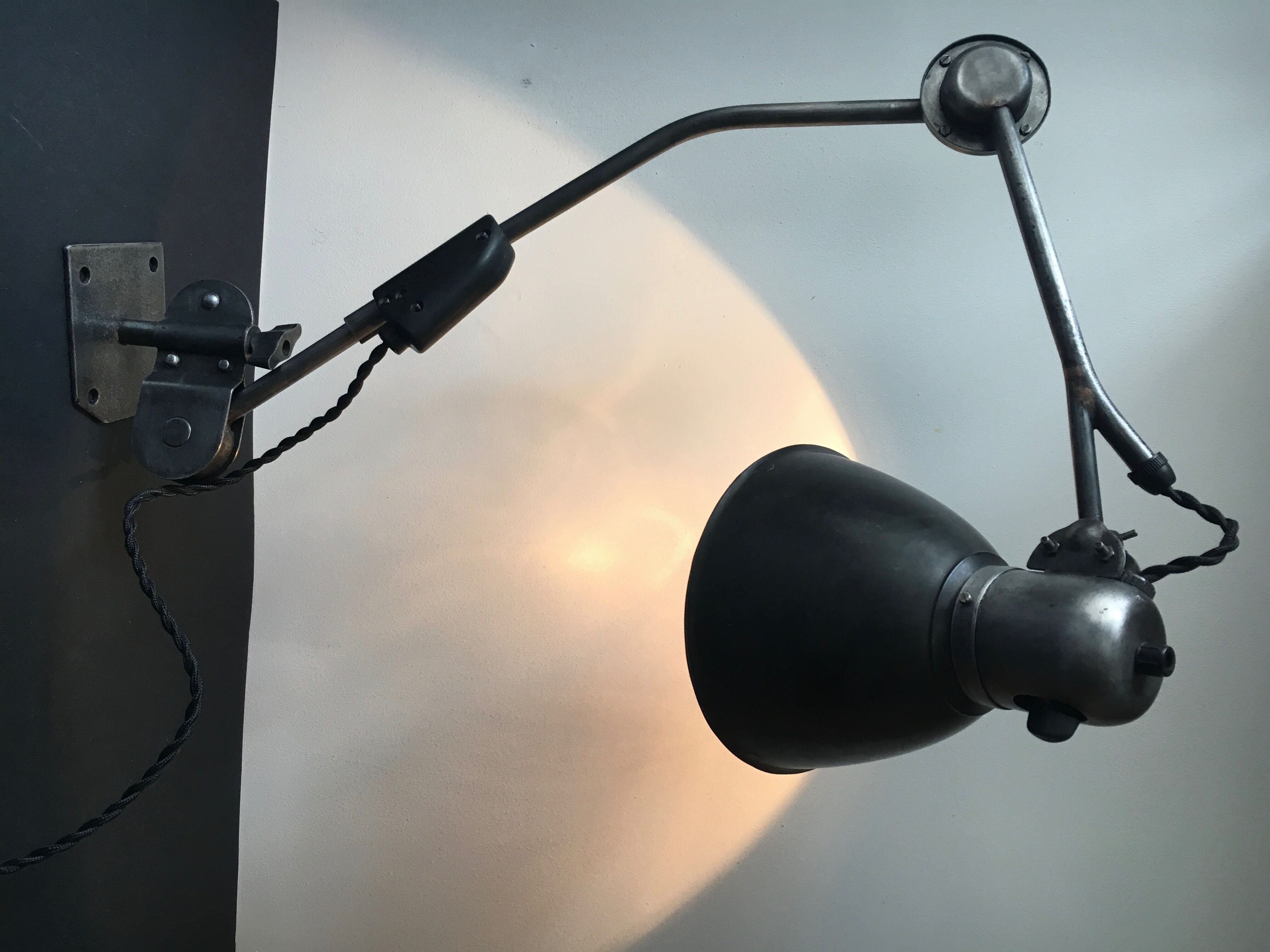 Workshop industrial german Reif wall light