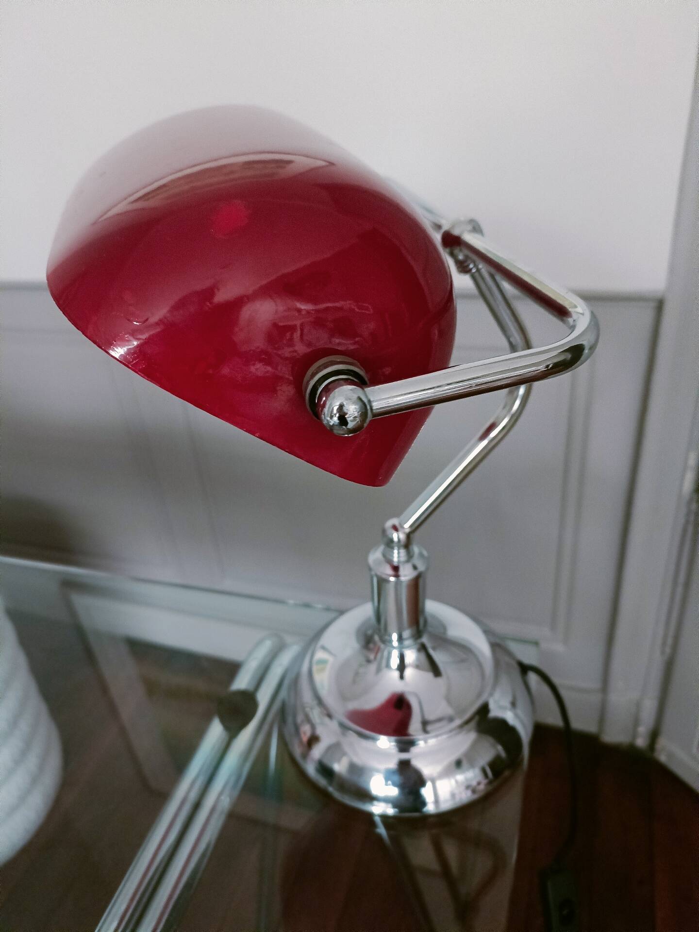 Vintage banker’s lamp, notary