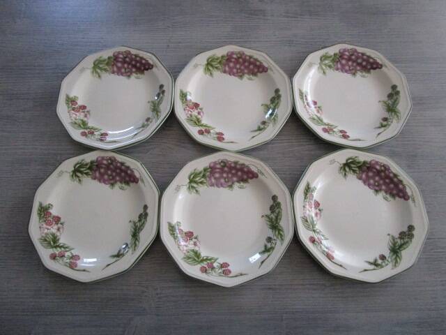 6 dessert plates The Chartwell Collection - Churchill England