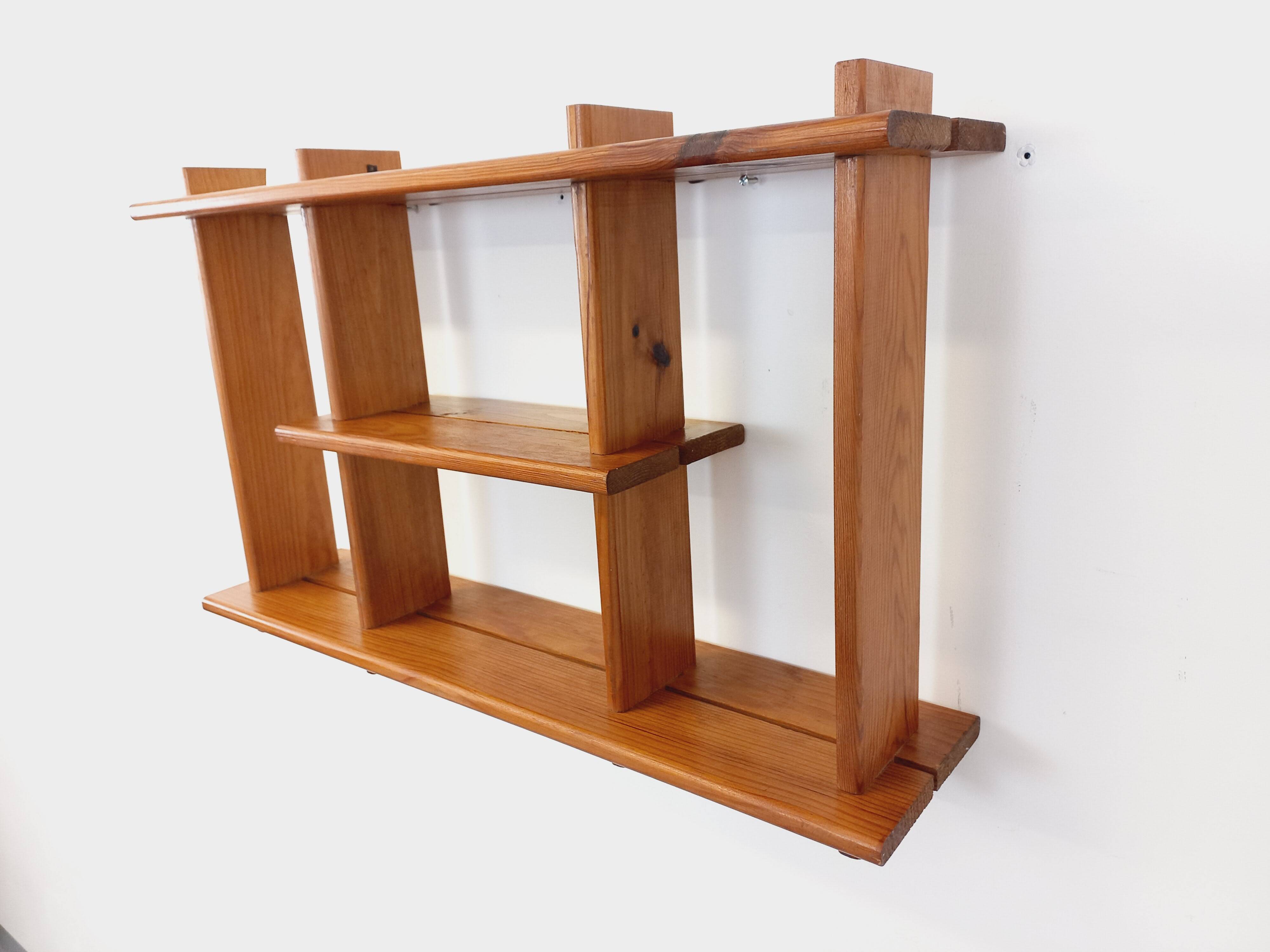 Etagère murale en pin vintage style Maison Regain des années 80