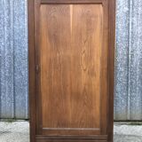 Parisian Bonnetiere wardrobe from the 1900s in solid chestnut.