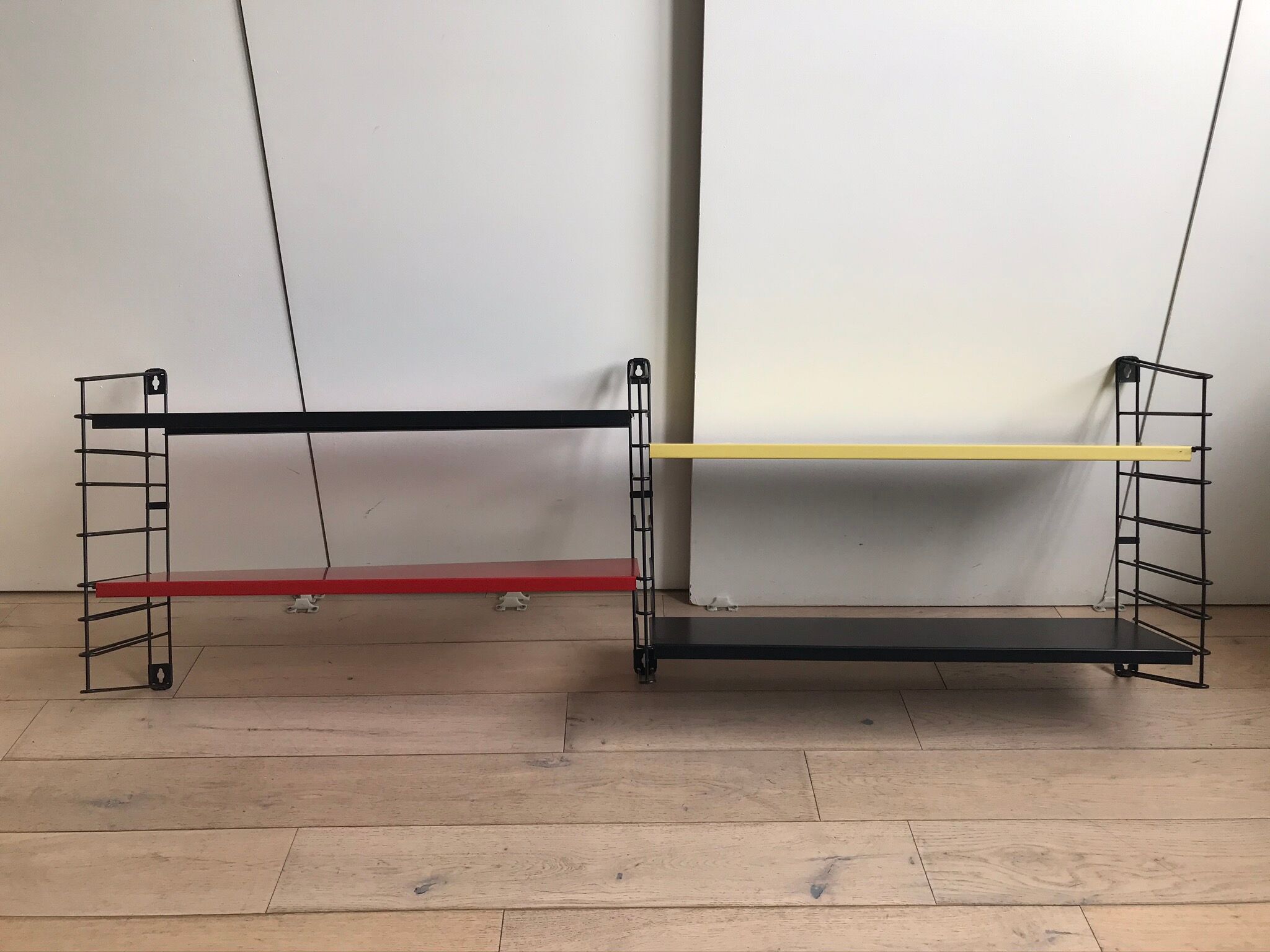 Tomado 1960 Shelf System