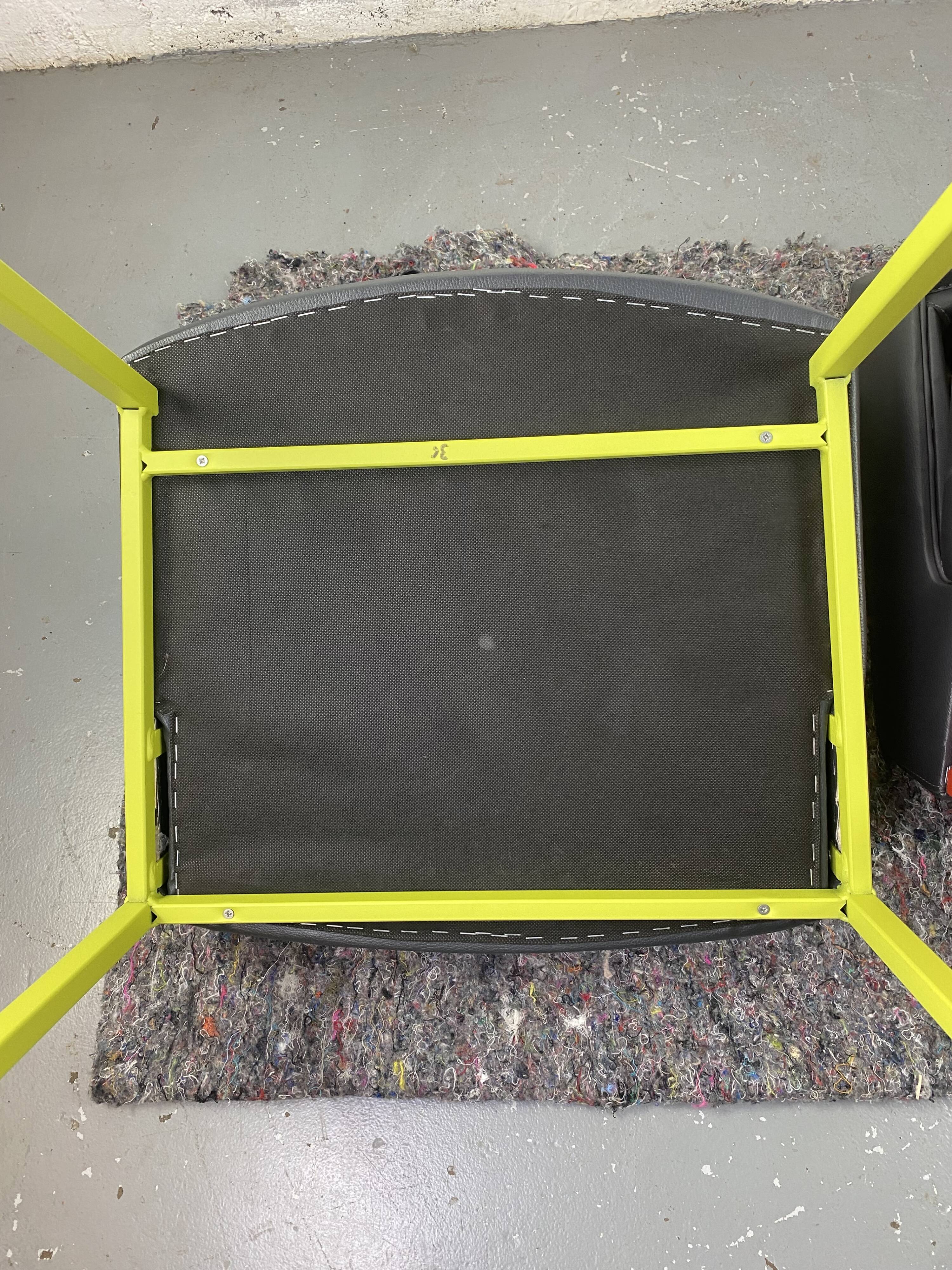 Pair of metal and leather armchairs / Green & Red