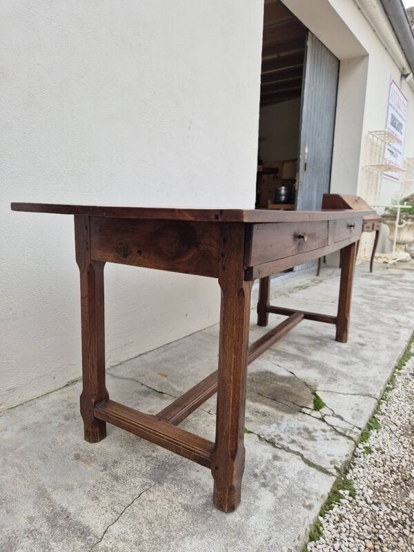 Table de Ferme bourguignonne à entretoise en noyer massif 19éme deux tiroirs-1m82