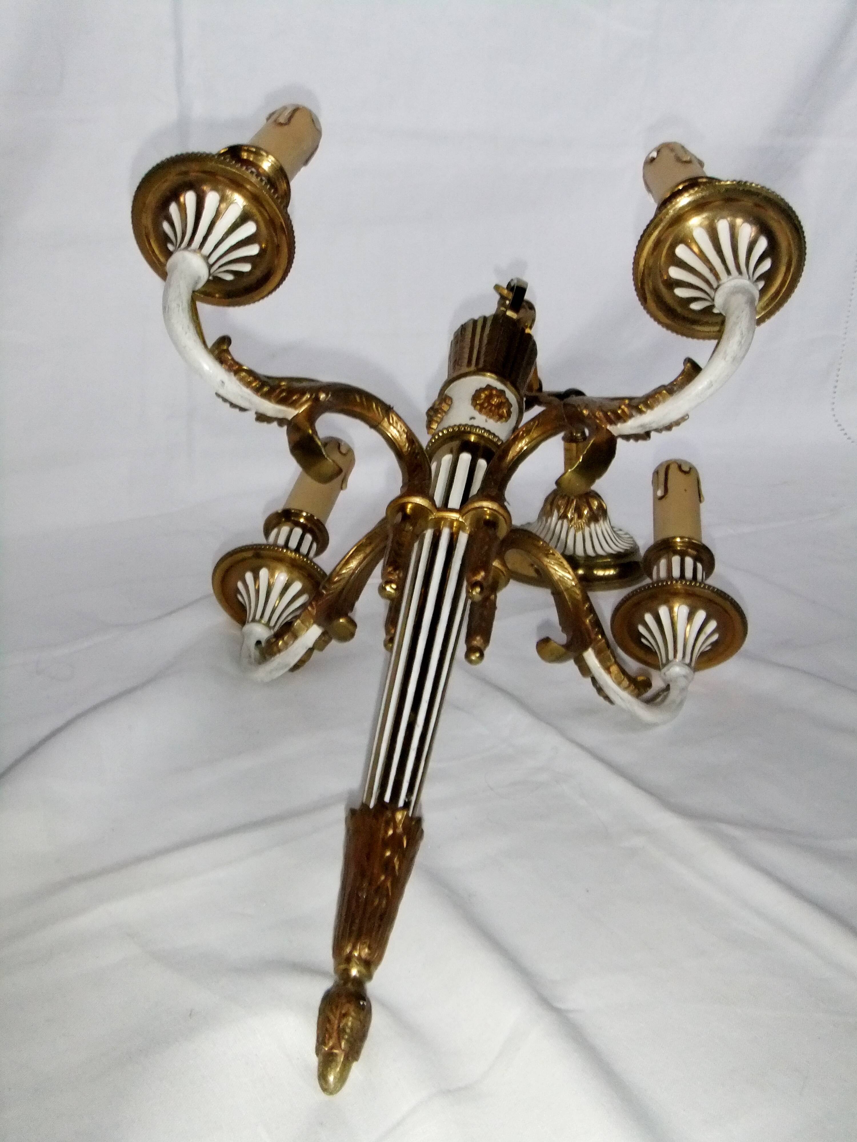 Antique Louis XVI Bronze Chandelier with acanthus quiver suspension