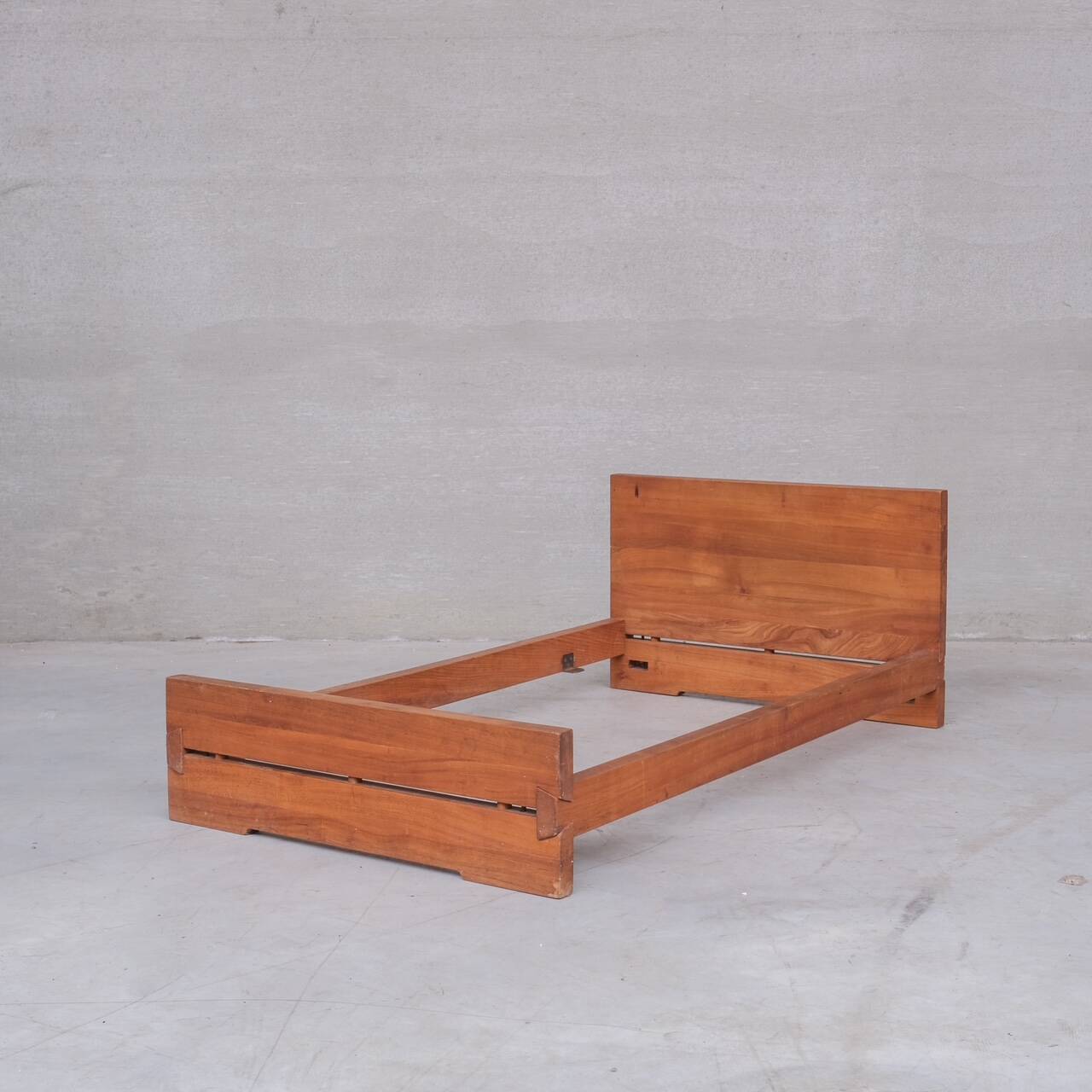 Pierre Chapo Mid-Century L02A Elm Single Day Bed (2 available)