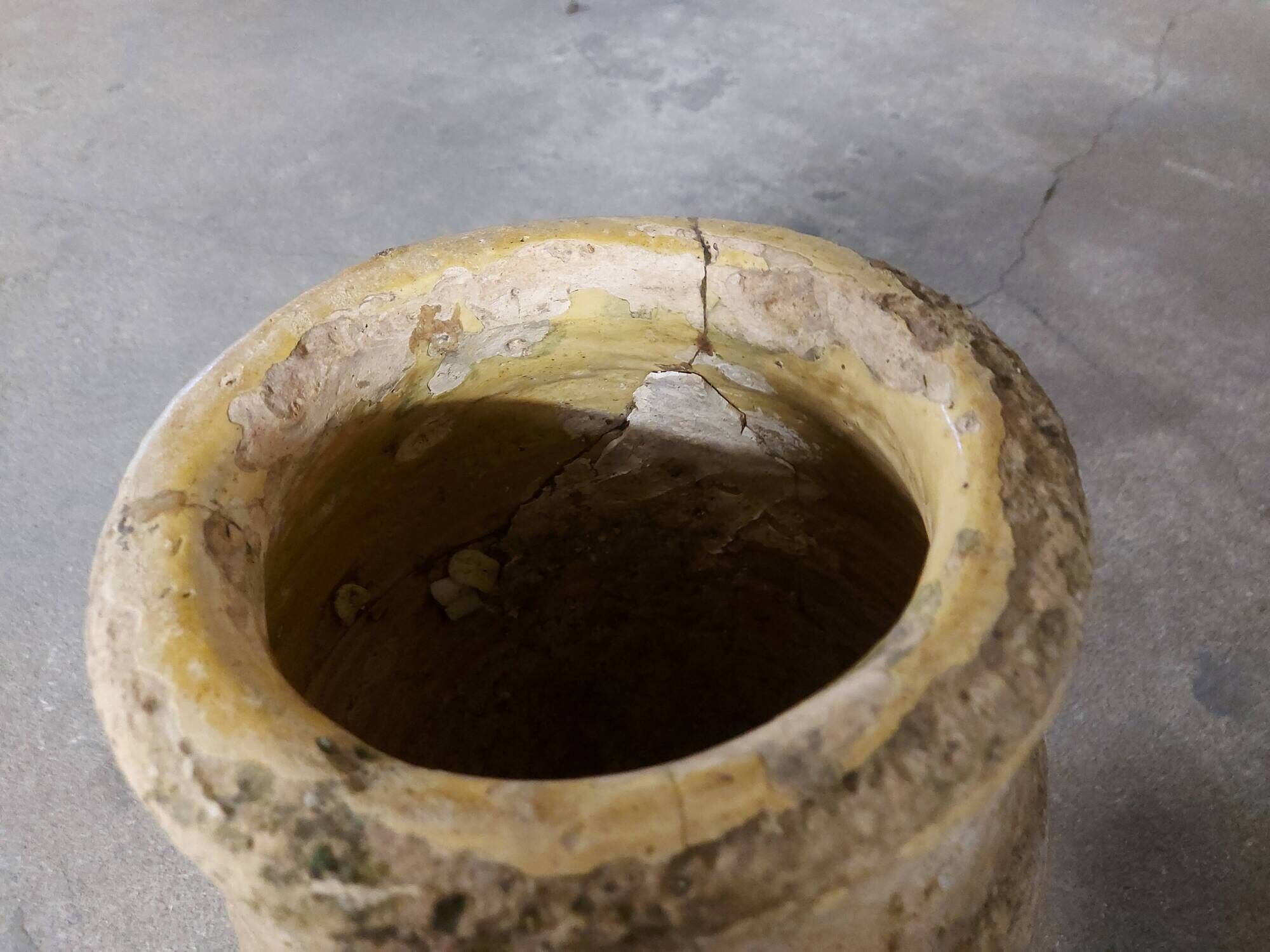 Poterie en terre vernissée