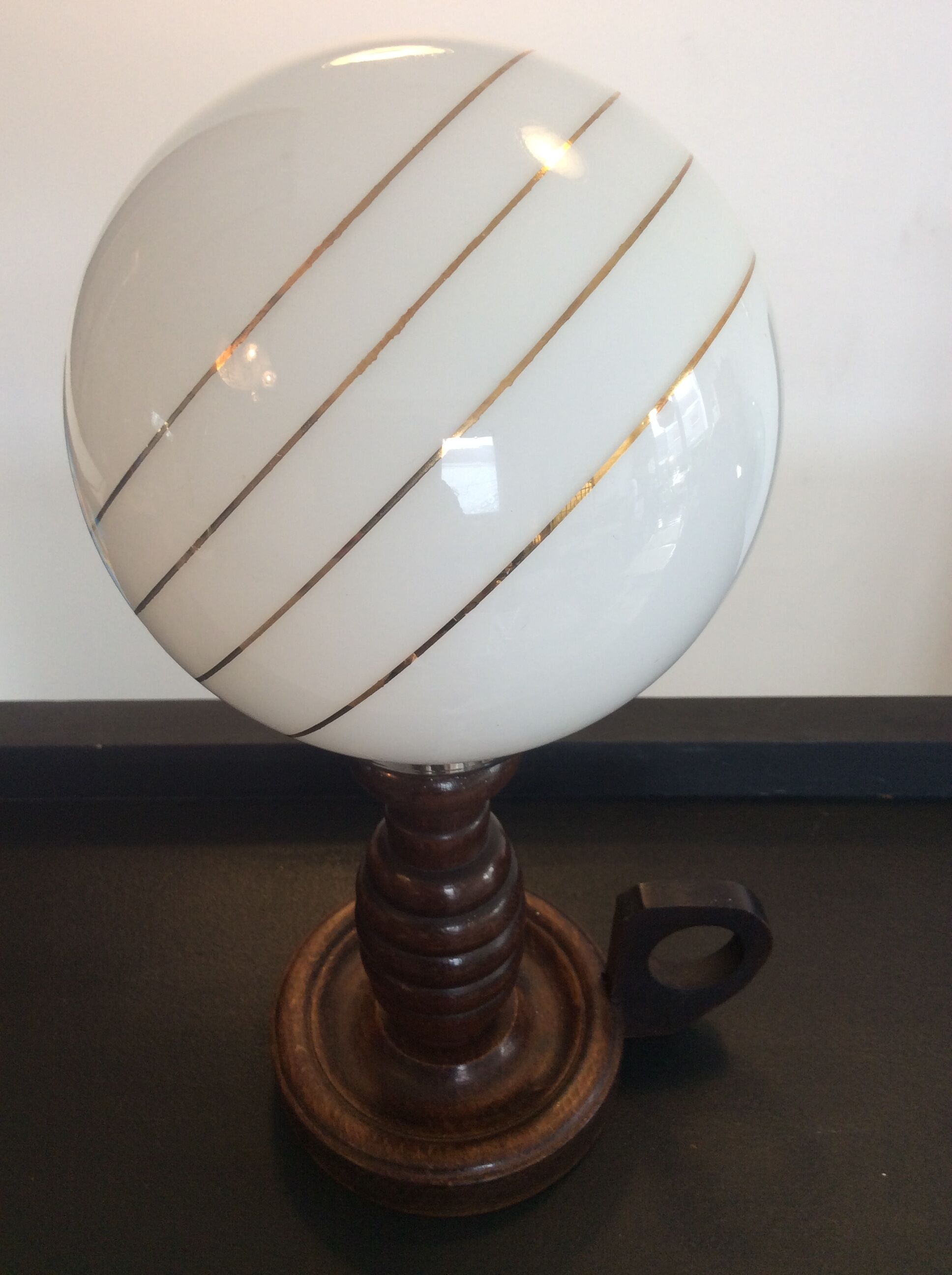 Scandinavian lamp in wood and opaline years 60-70