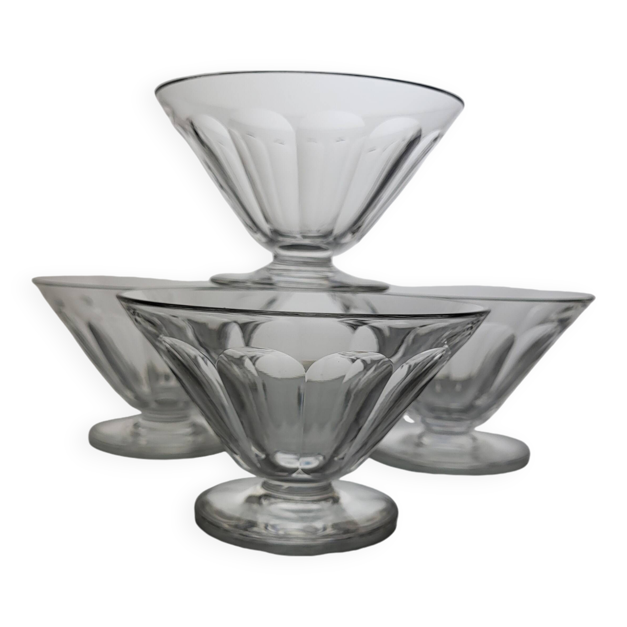 4 Baccarat crystal champagne glasses Rex model