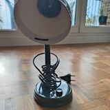 Desk lamp