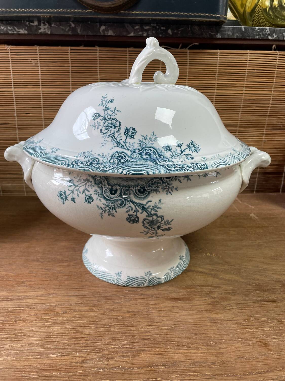 St-Amand soup tureen A. Lebacqz & M. Bouchart Rocaille model