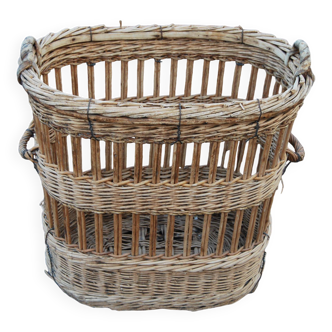 Old and large wicker baker's basket - 1920s-30s