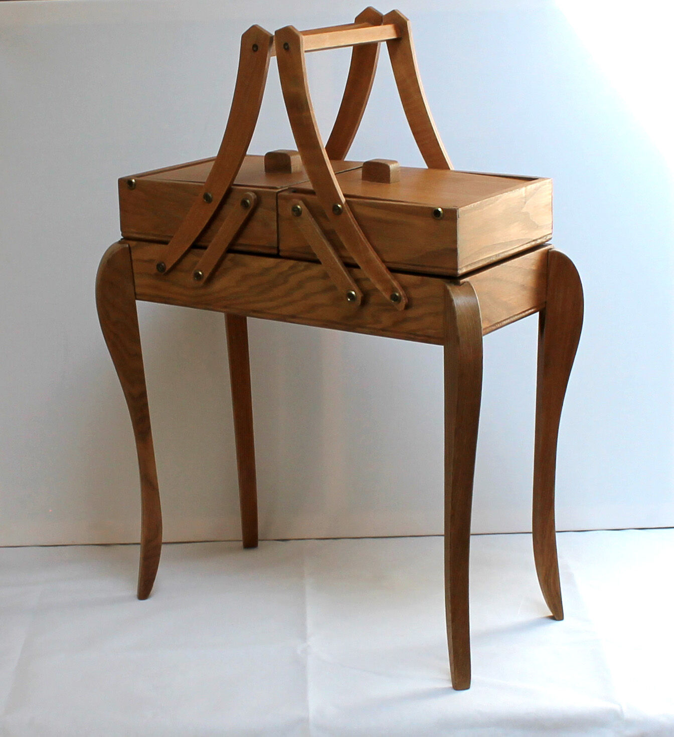 Worker wooden clear 50