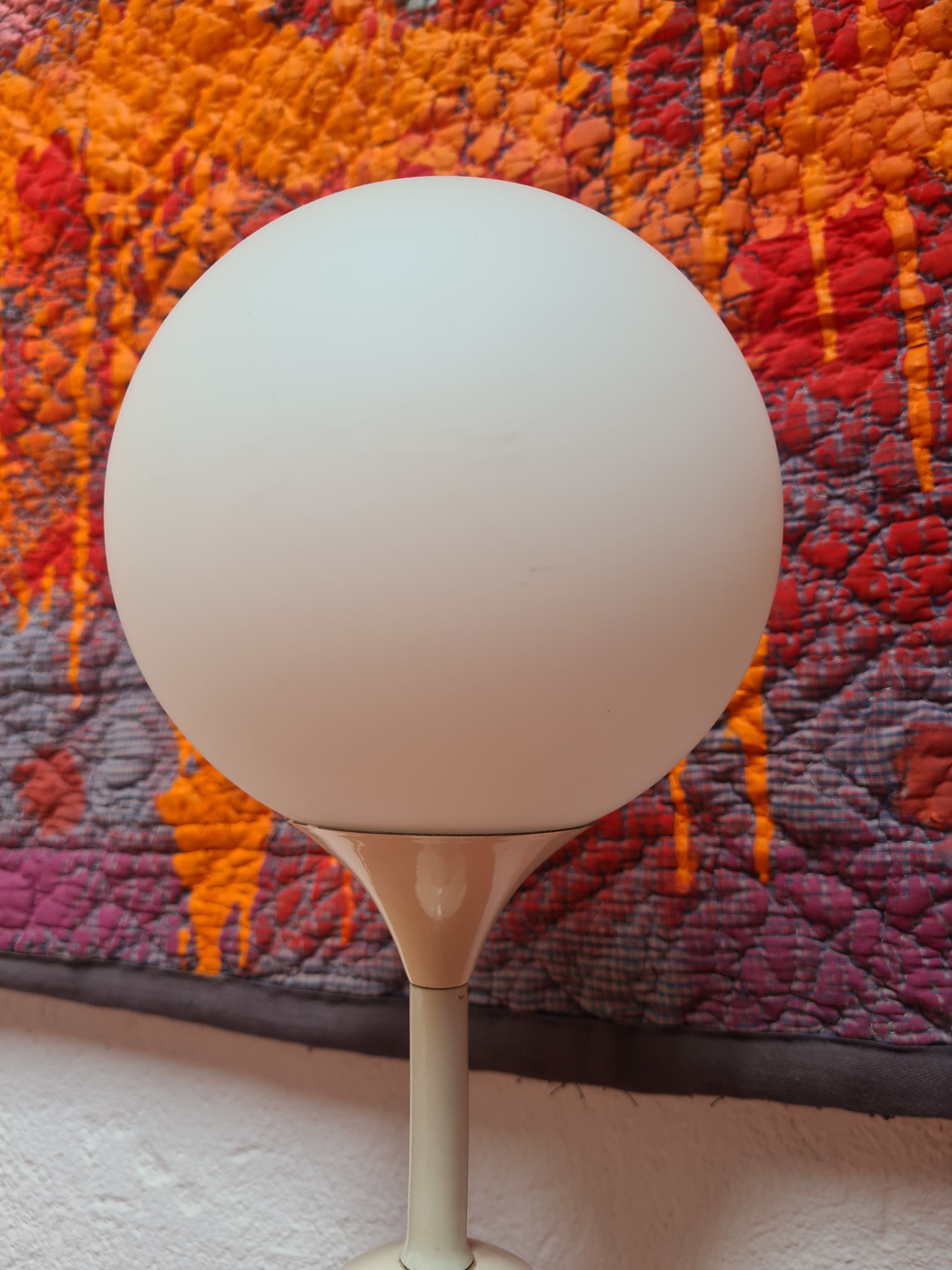Lamp in metal and opaline satin of e.r vele edition temde 70s