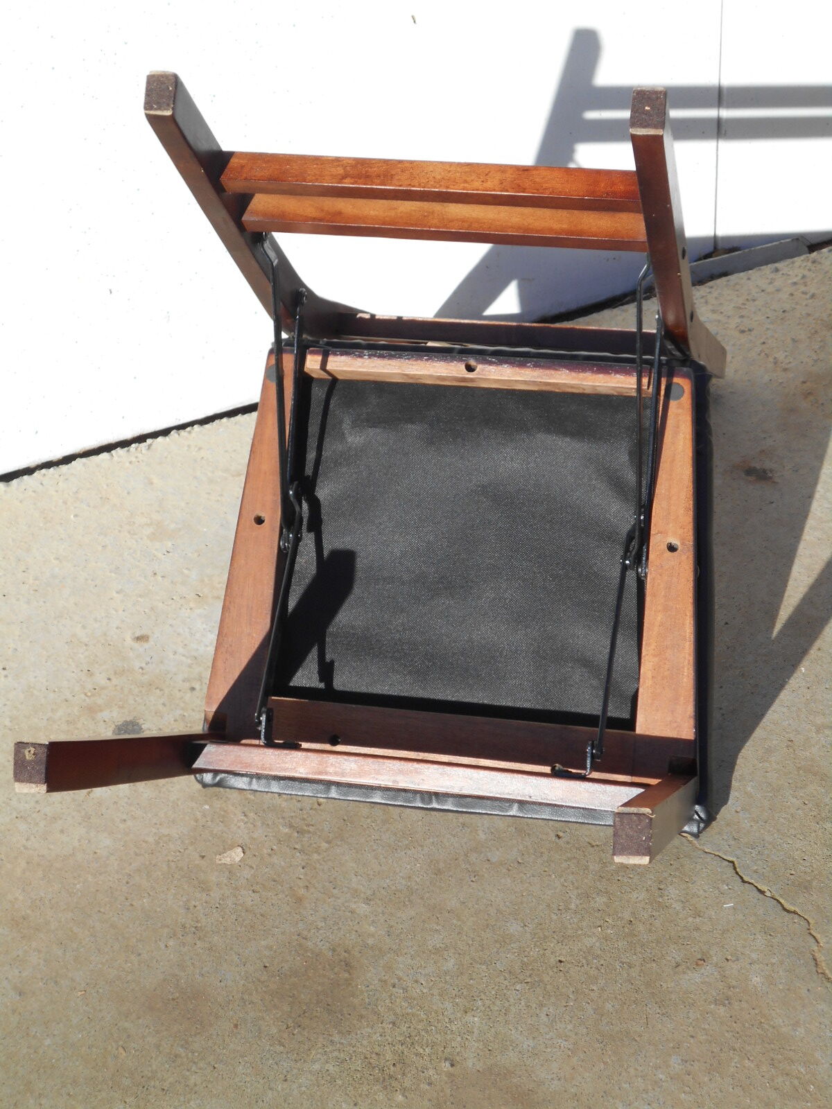 Folding chair in wood and leather, set of 4