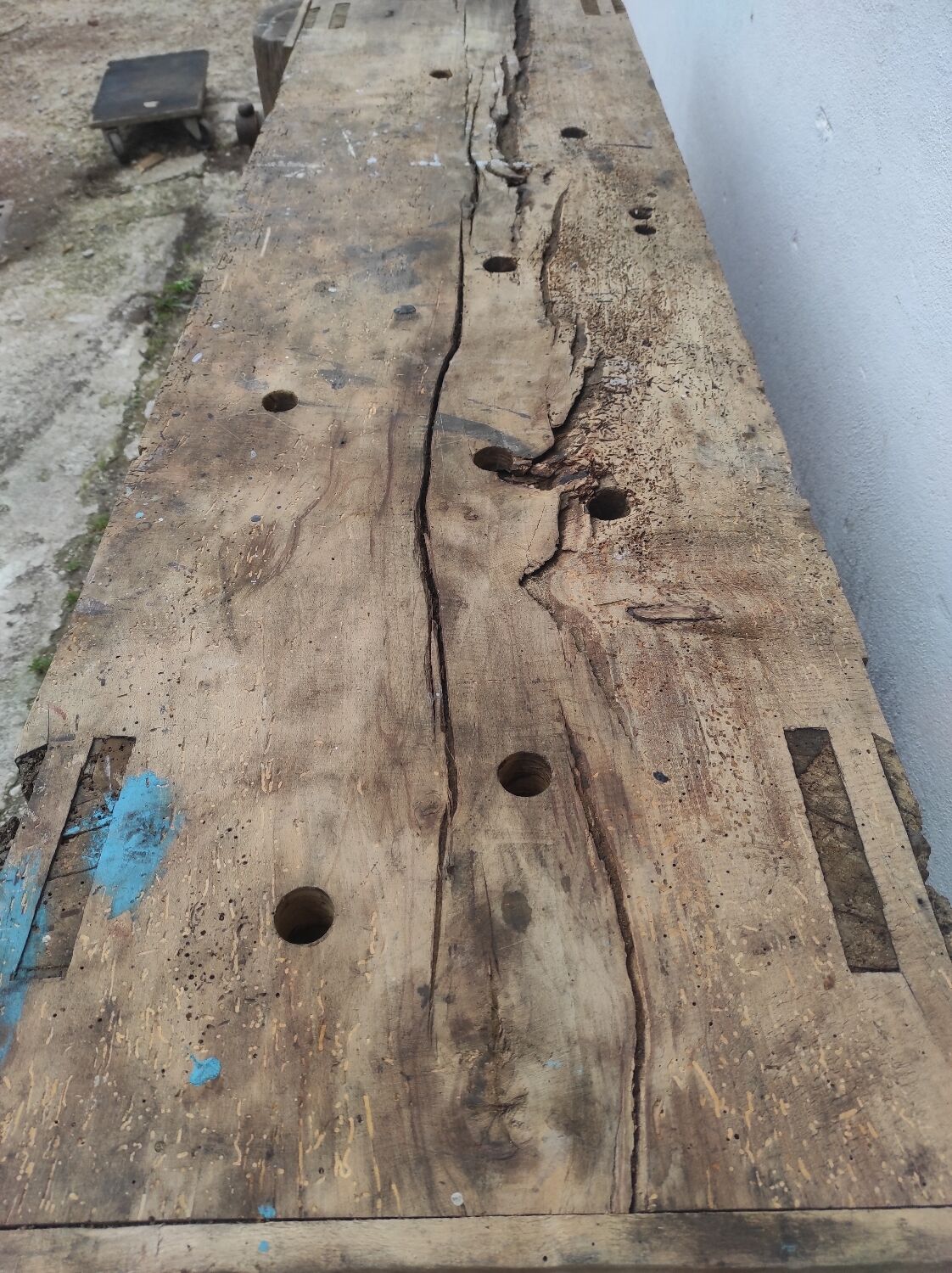 Old carpenter's workbench 2m40 in beech