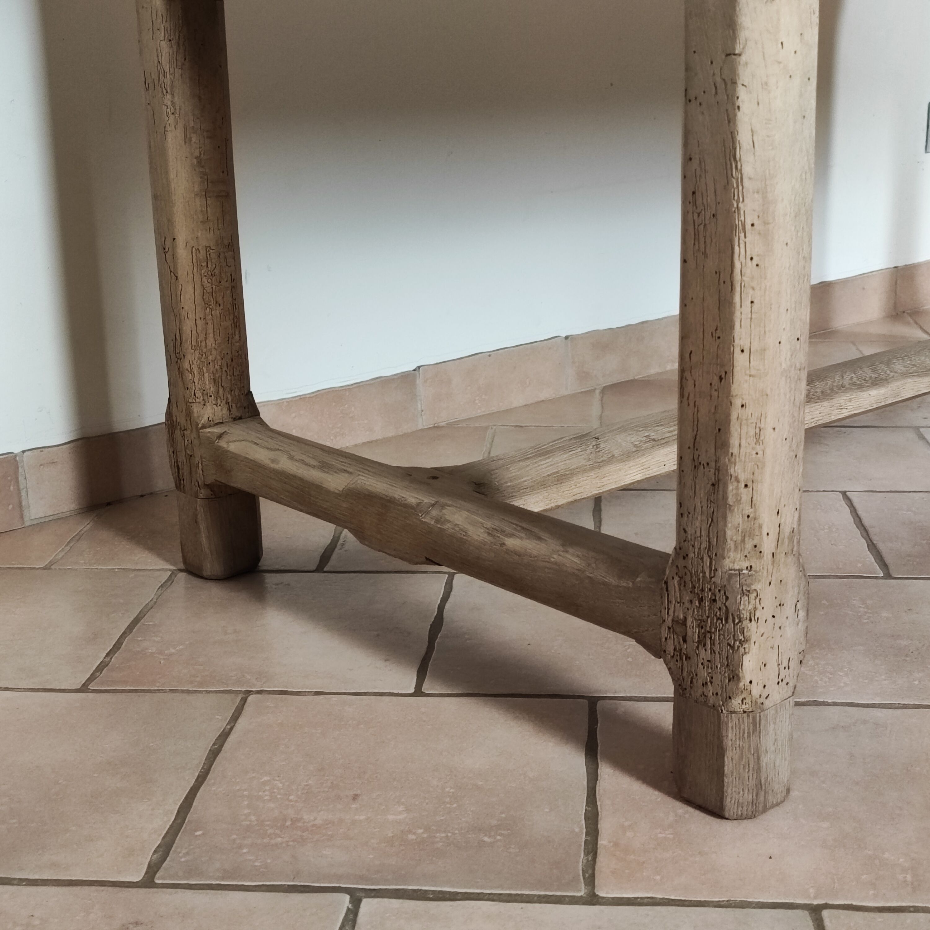Farmhouse table