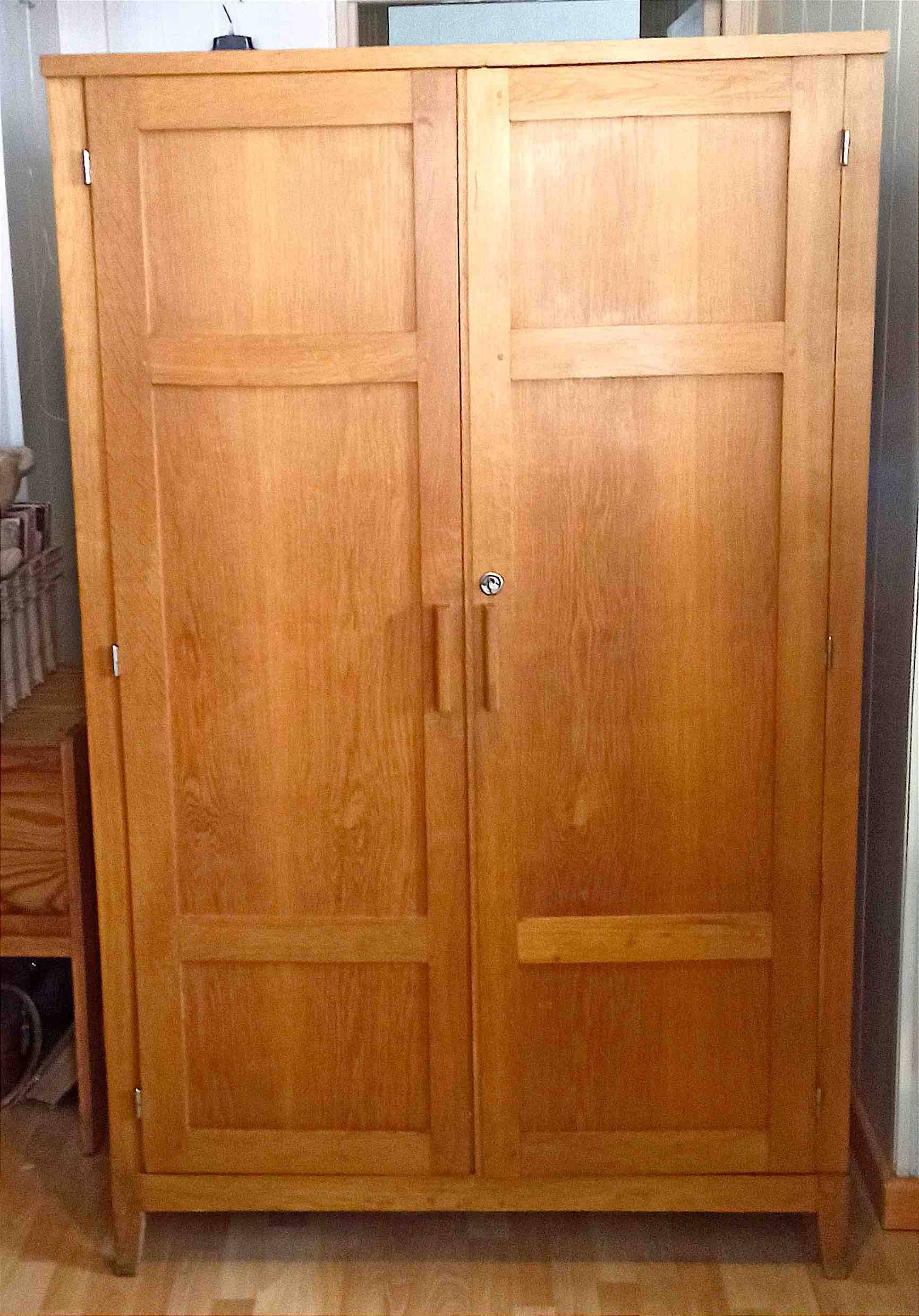 1950s wardrobe Height 179.8 cm