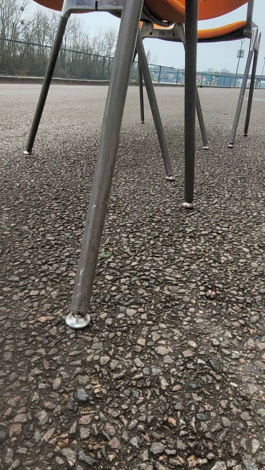 Series of 4 DSC chairs by Giancarlo Piretti for Anomina Castelli design
