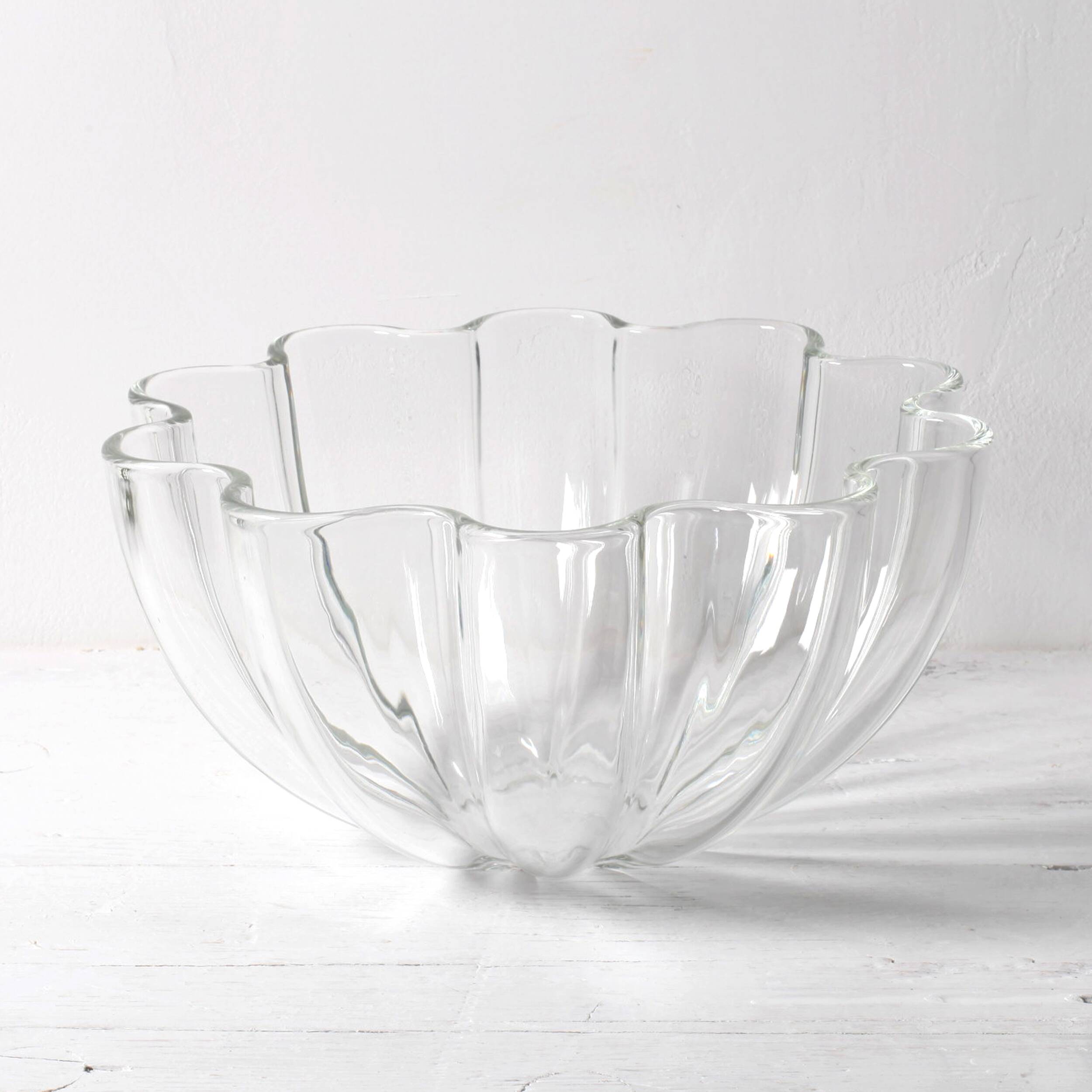 Villeroy and BVoch Large Crystal Salad Bowl: Scalloped Neptun Design, 2000s