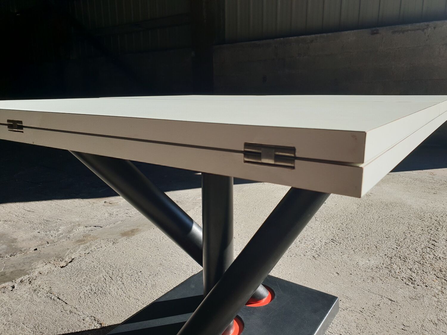 Dining room table 1980