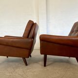 Vintage retro danish mid-century svend skipper club chairs in cognac leathe