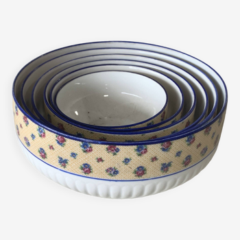 Plats vintage gigognes en porcelaine