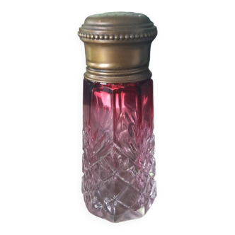 Crystal salt shaker