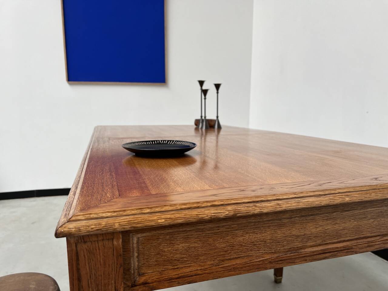 Small old oak farm table with 6 legs