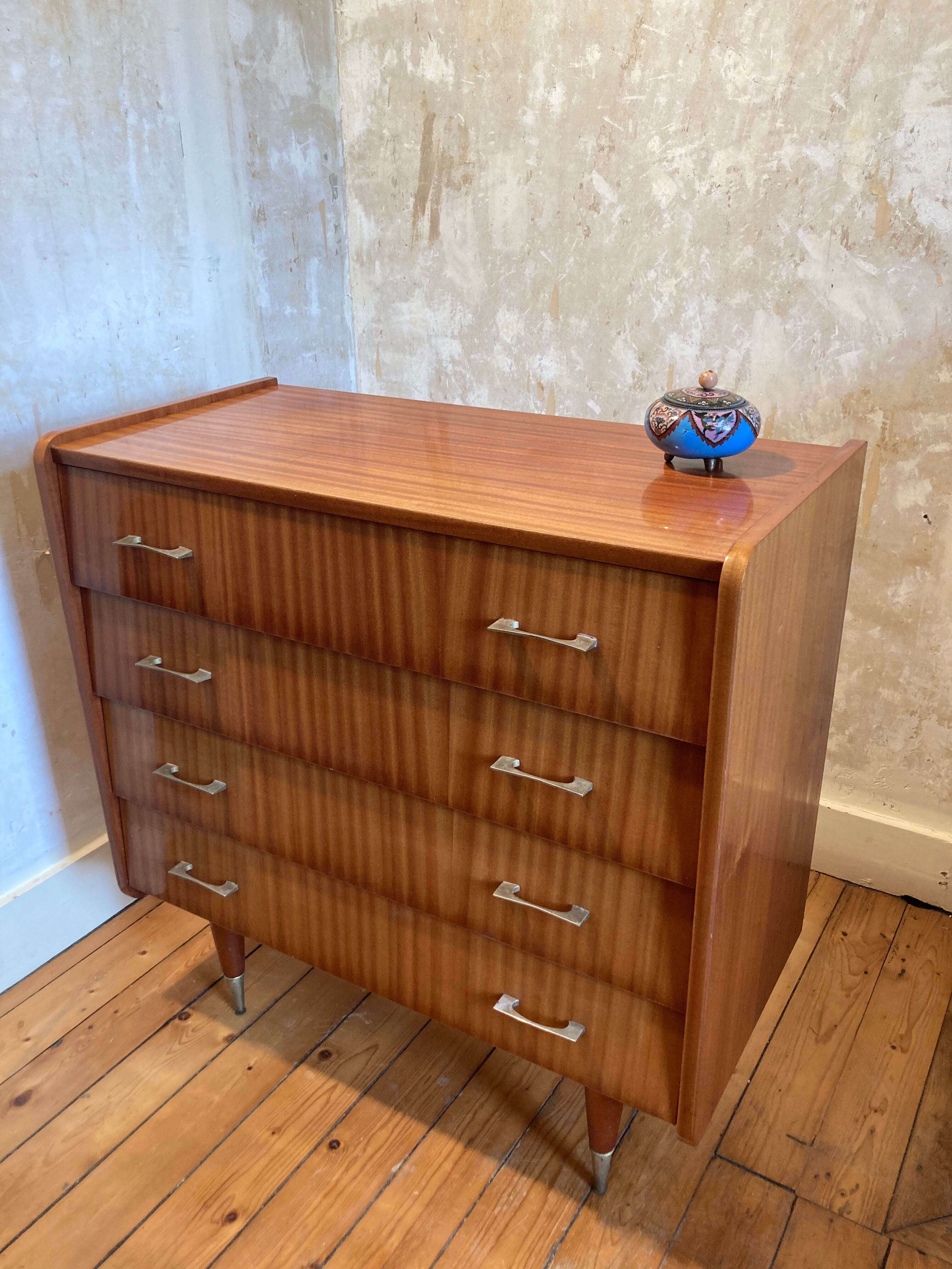 Vintage chest of drawers spindle feet