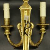 Large Louis XVI style ram's head and urn wall lamp - gilded bronze