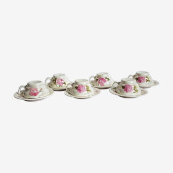 Coffee-tea service with six cups and floral saucers