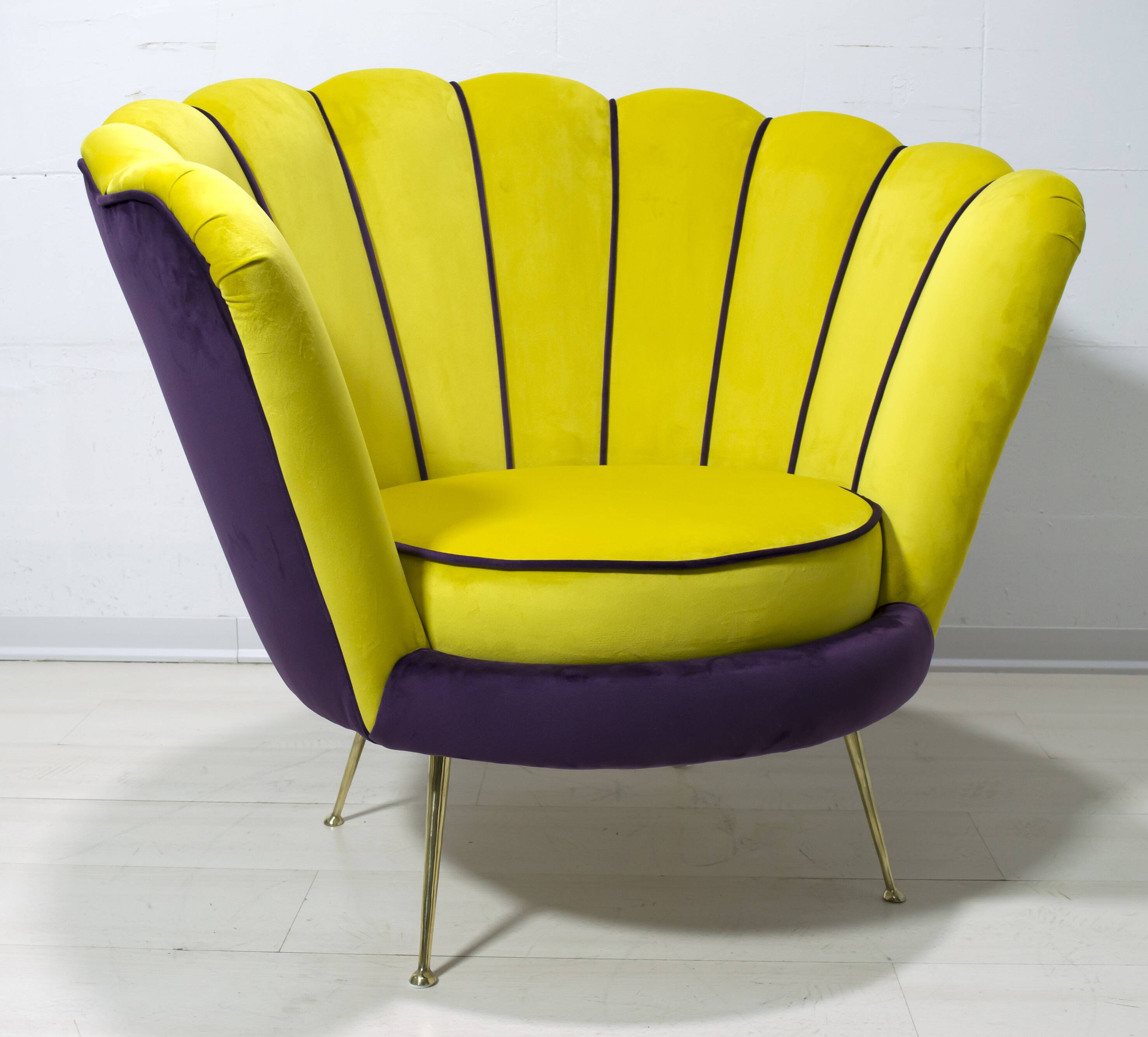 Radice & Minotti Mid-Century Modern Italian Velvet Armchair, 1950s