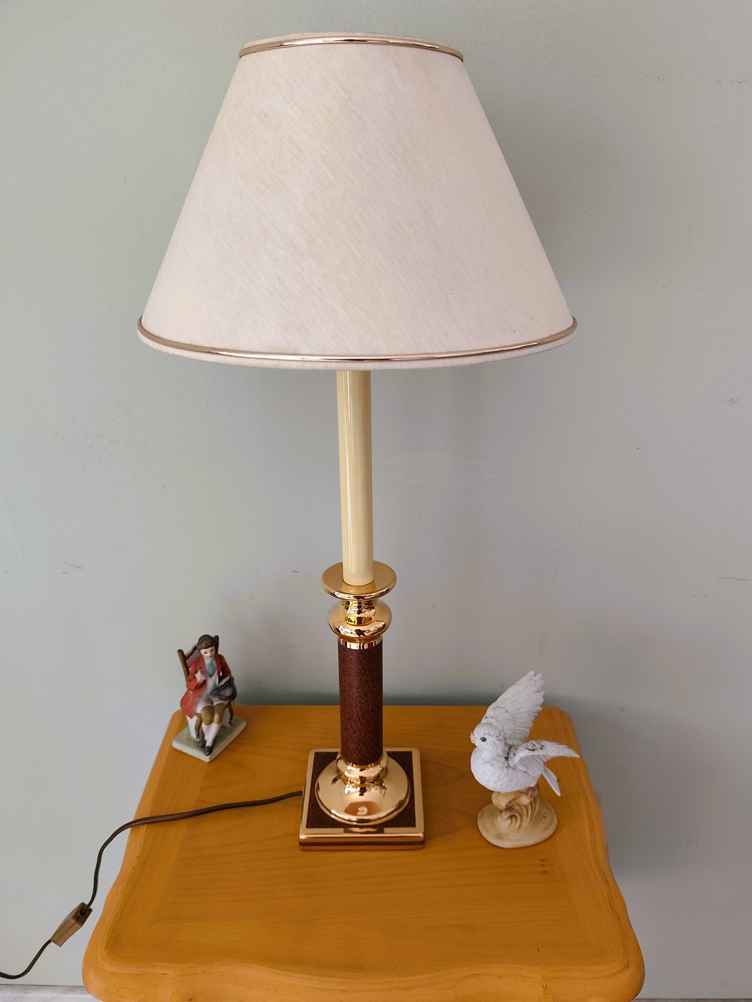 Vintage tall accent lamp