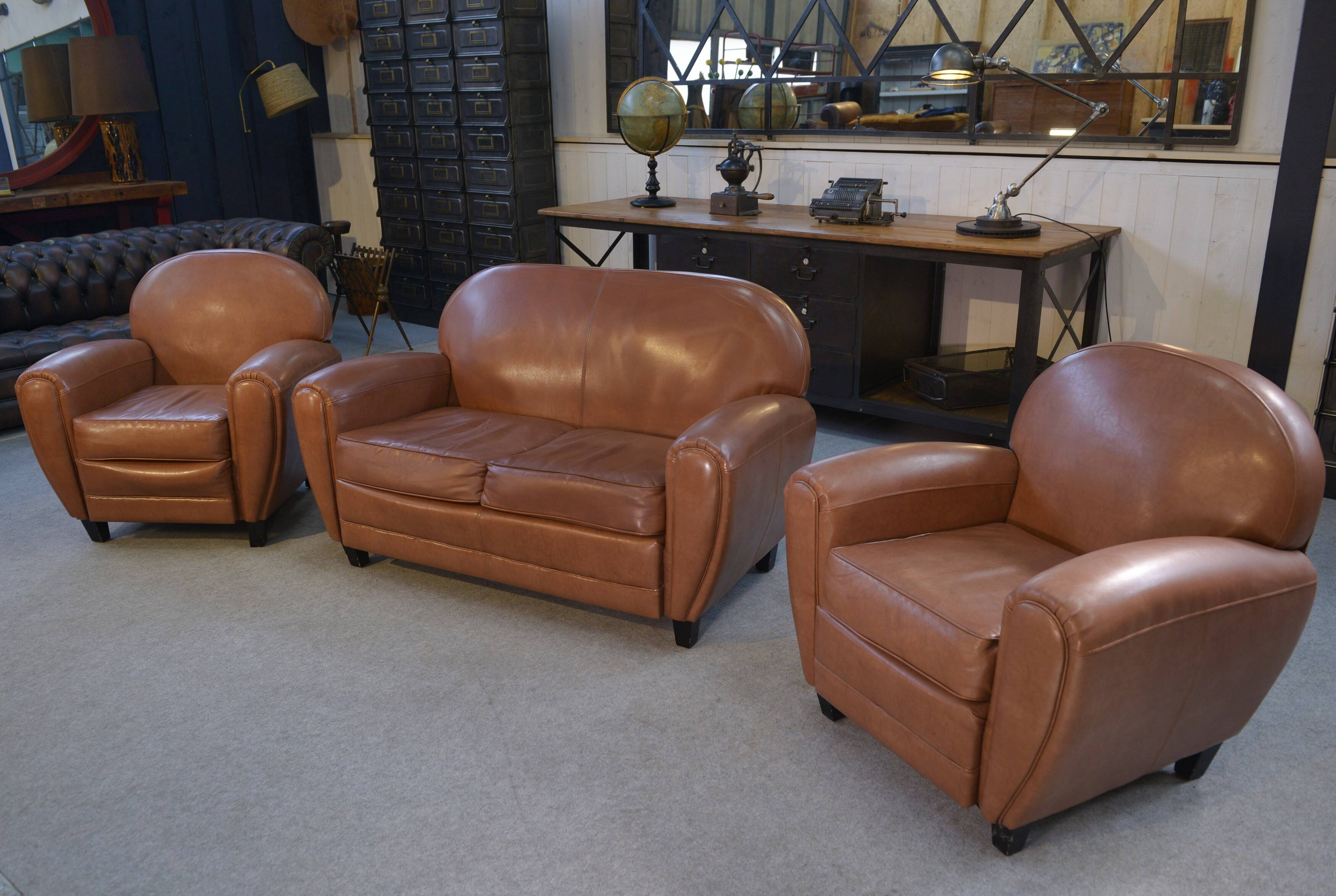Ensemble 2 fauteuils club en simili cuir camel 1980’s