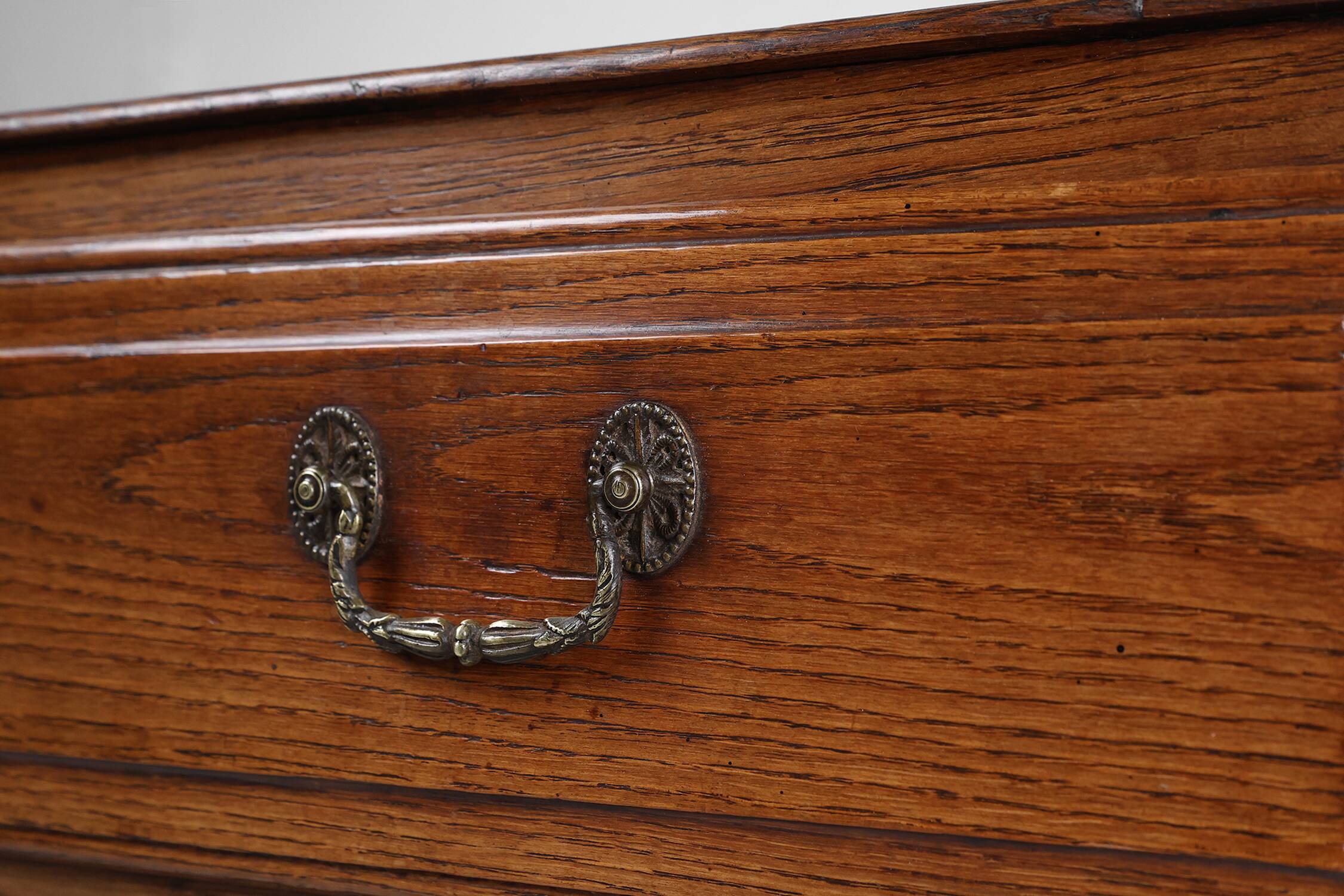 French rustic chest of drawers in solid oak with 3 drawers, ca. 1850