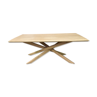 Contemporary oak table