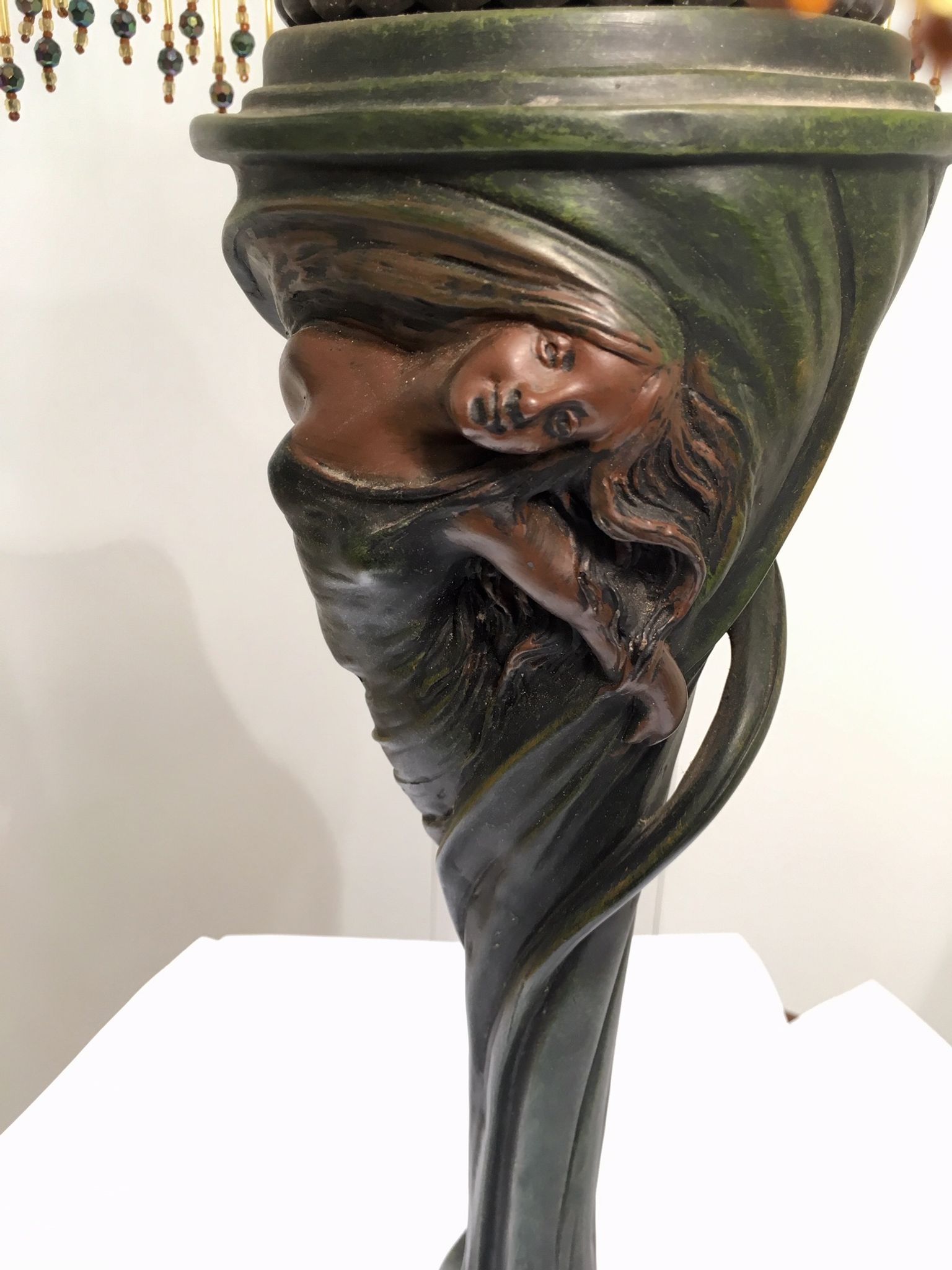 Art nouveau lamp