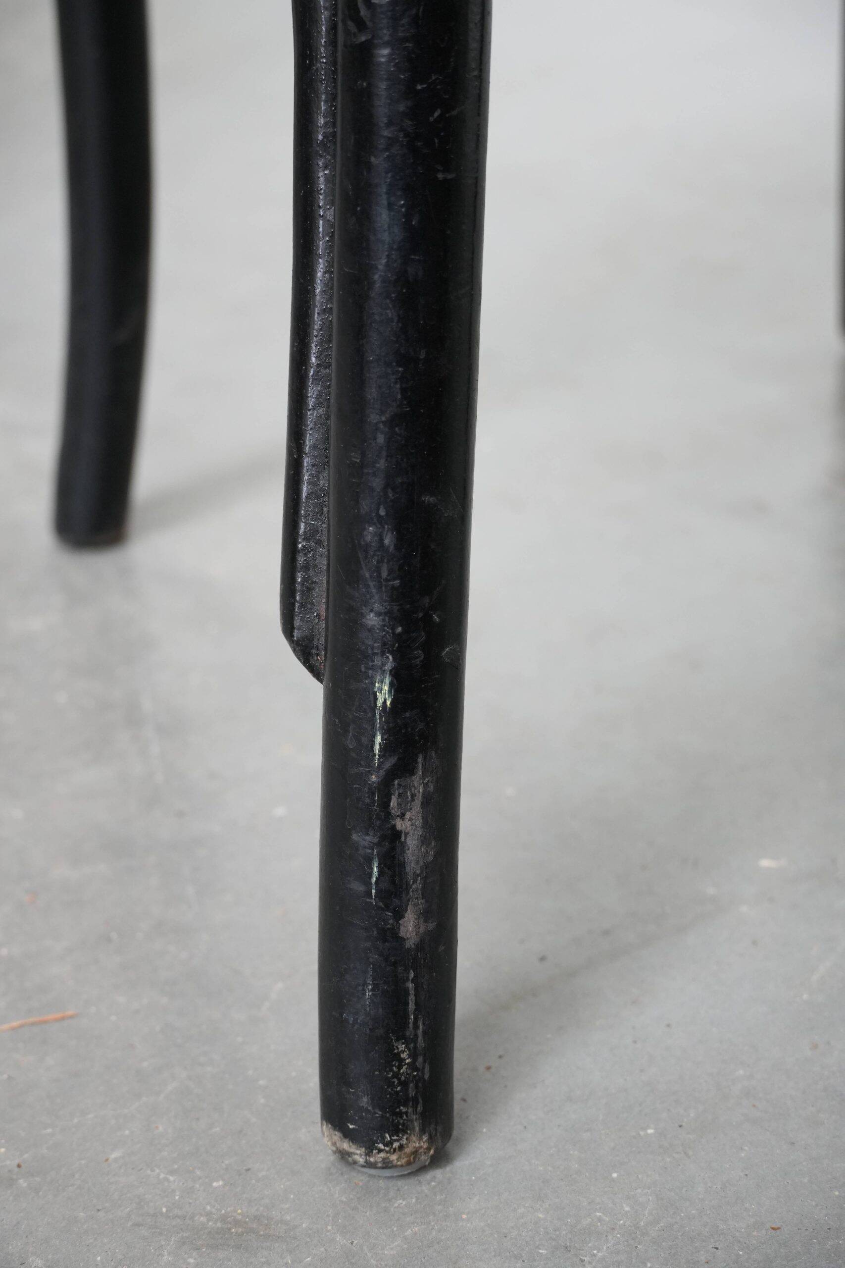 Set of 6 black vintage  bistro chairs with elegant design