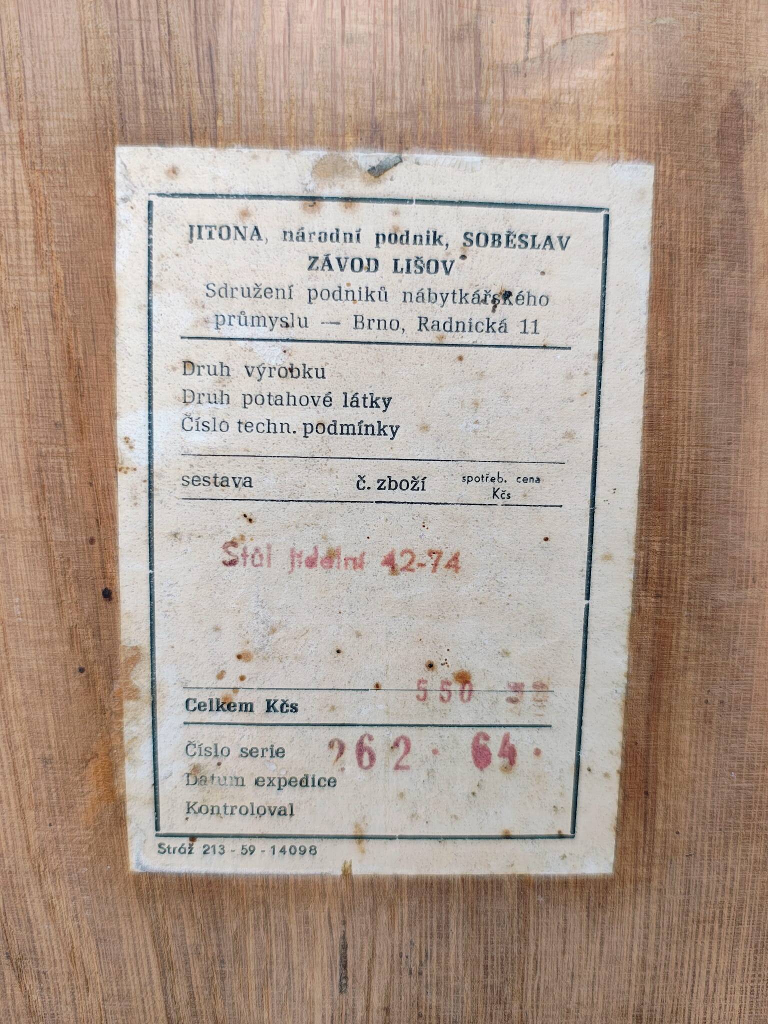 Czechoslovakian Extendable Table by J. Halabala for Jitona, 1960s