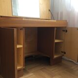 Hairdresser's office of the 1950s