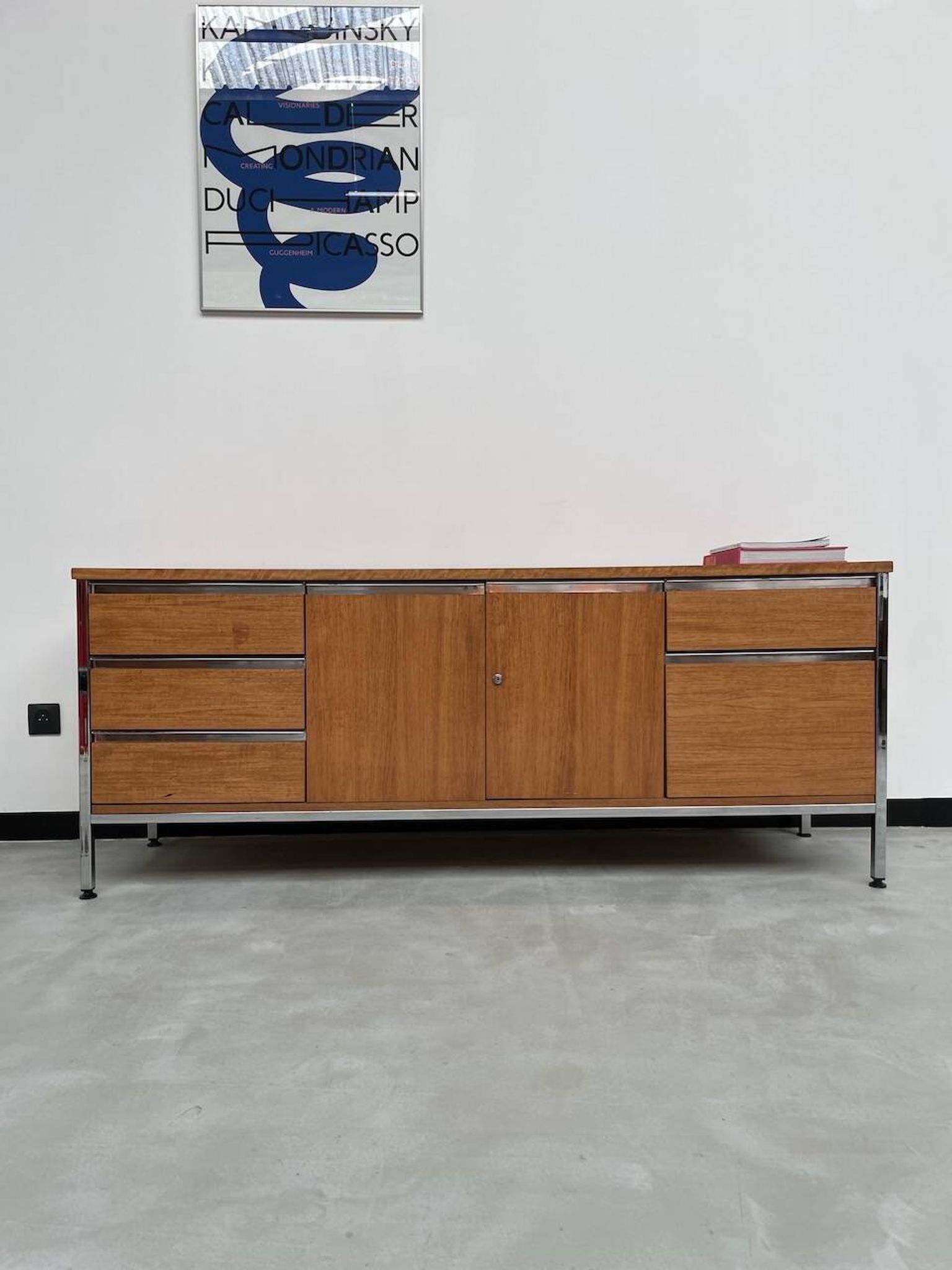 1960s modernist enfilade