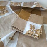 Vintage tablecloth and 8 napkins – caramel and golden mustard tones