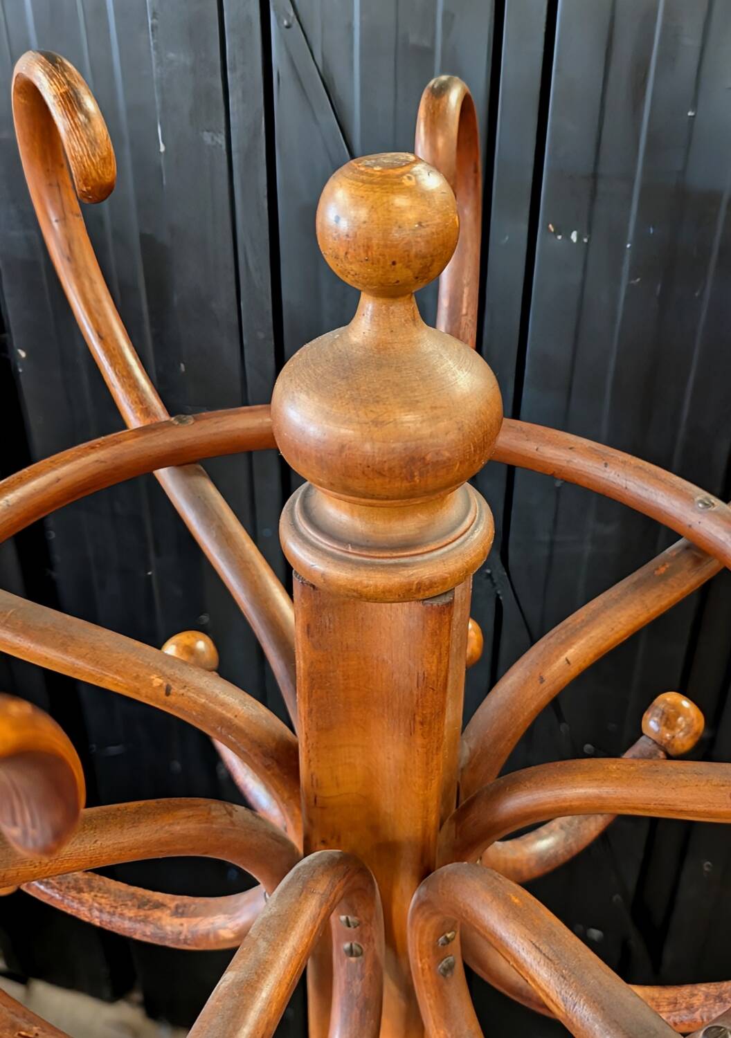 Porte manteaux perroquet Fischel Art deco