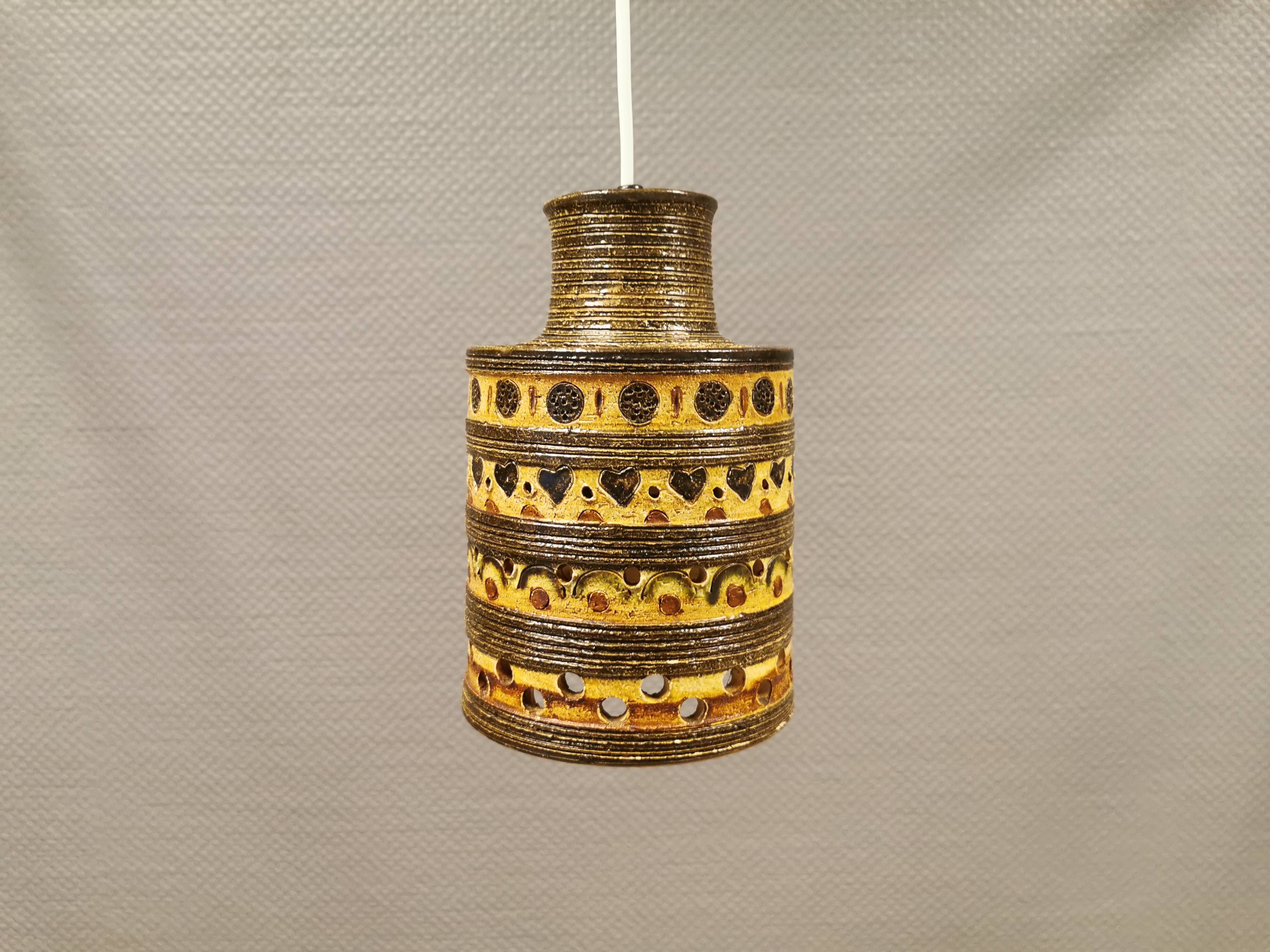 Danish ceramic hanging lamp designed by Jette Hellerøe in the 1970s.
