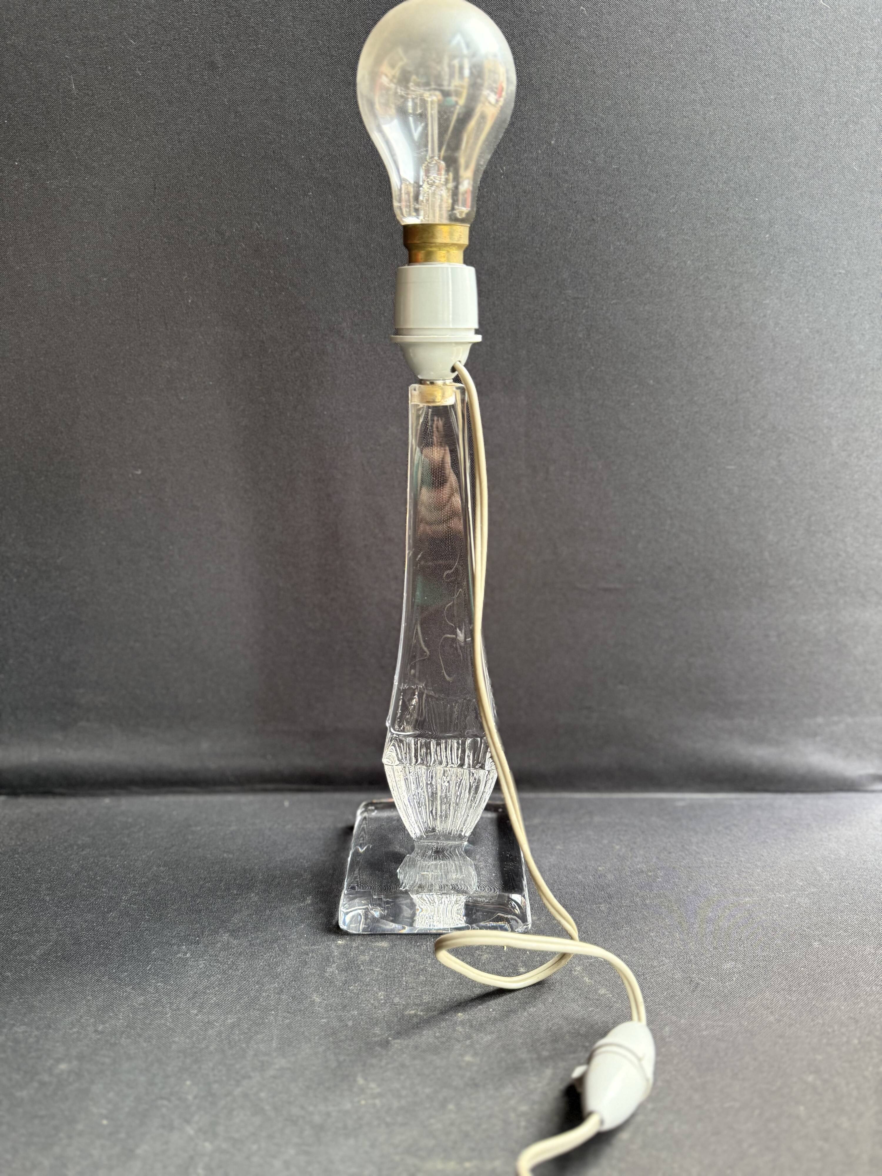 Daum crystal lamp – mid 20th century – Entirely original
