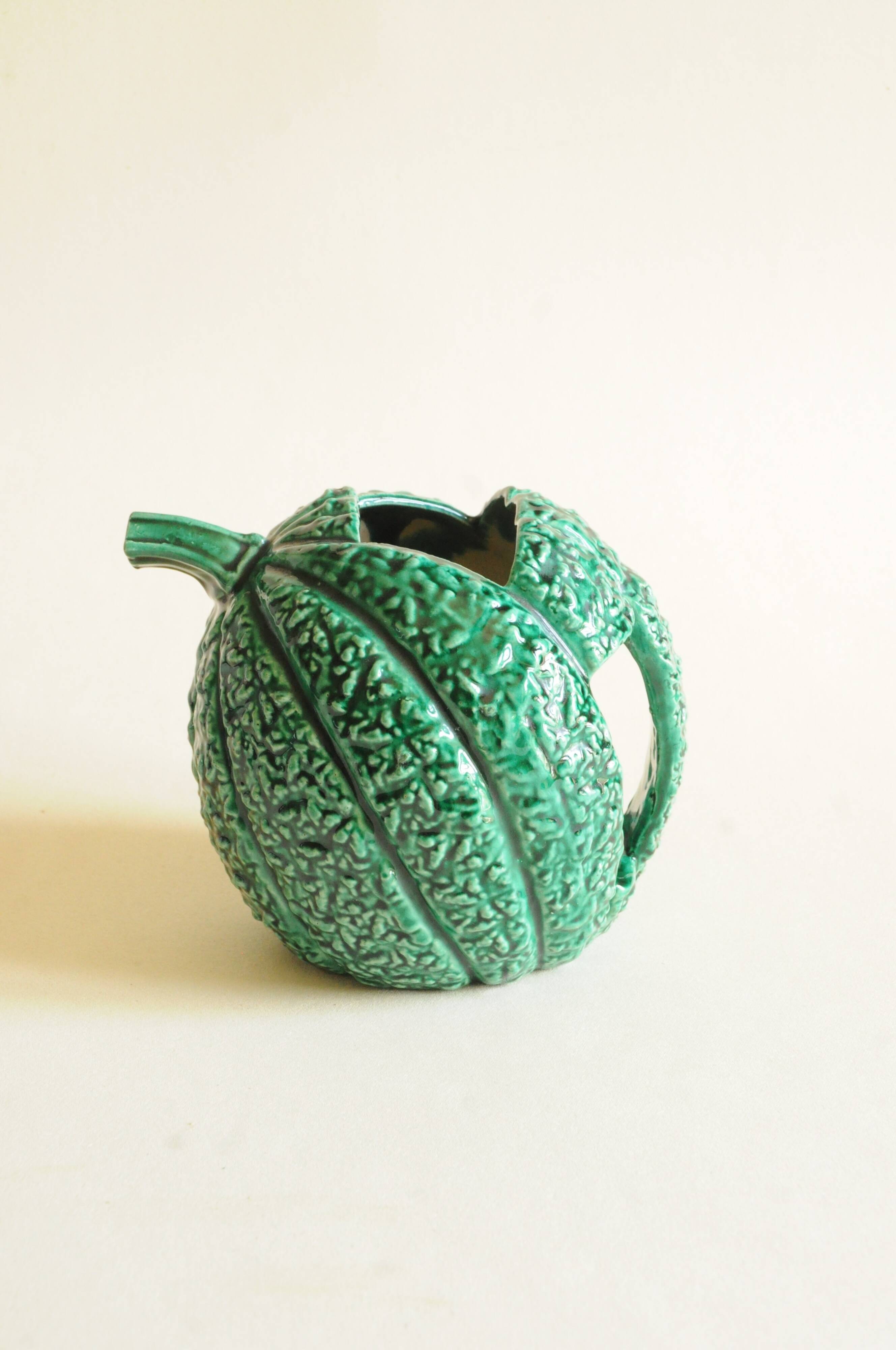 Pichet en Céramique Émaillée Verte — Barbotine Forme Melon — Années 60