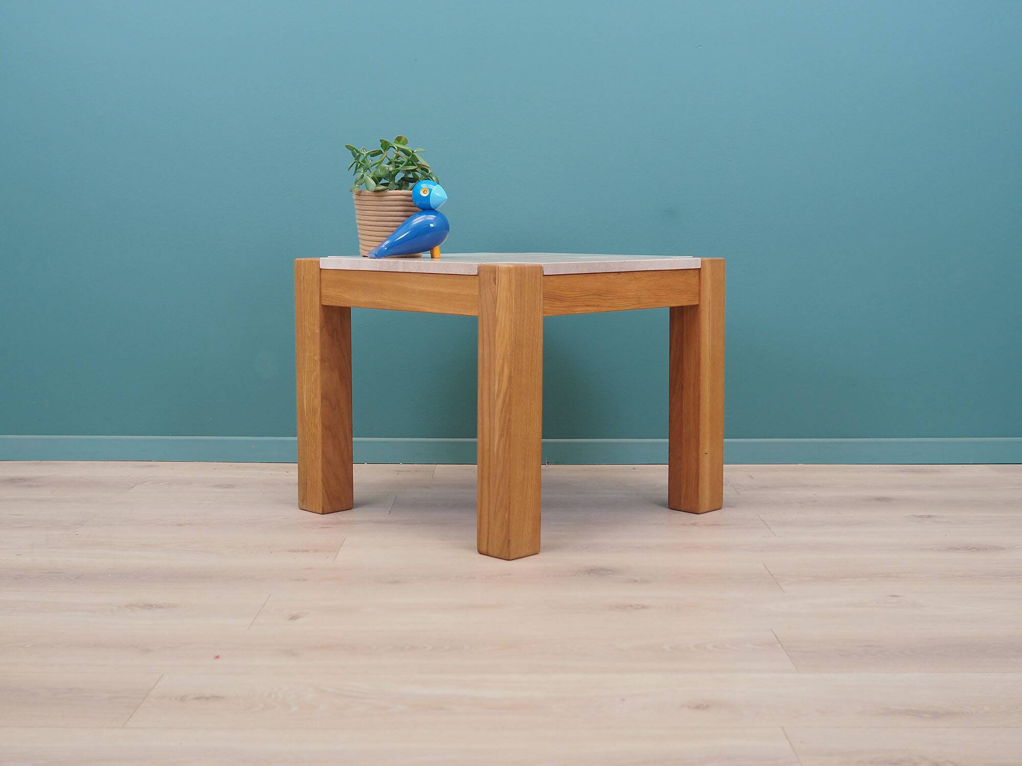 Table basse en chêne, design danois, années 1970, production : Danemark